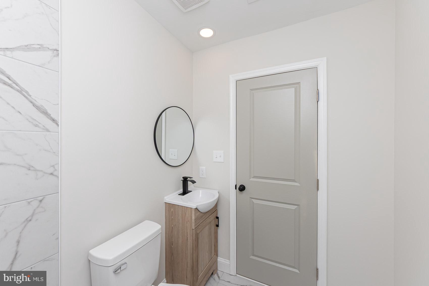 WINDSOR HILLS - Residential