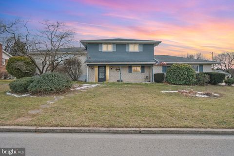 235 CIRCLE DRIVE CATASAUQUA PA 18032