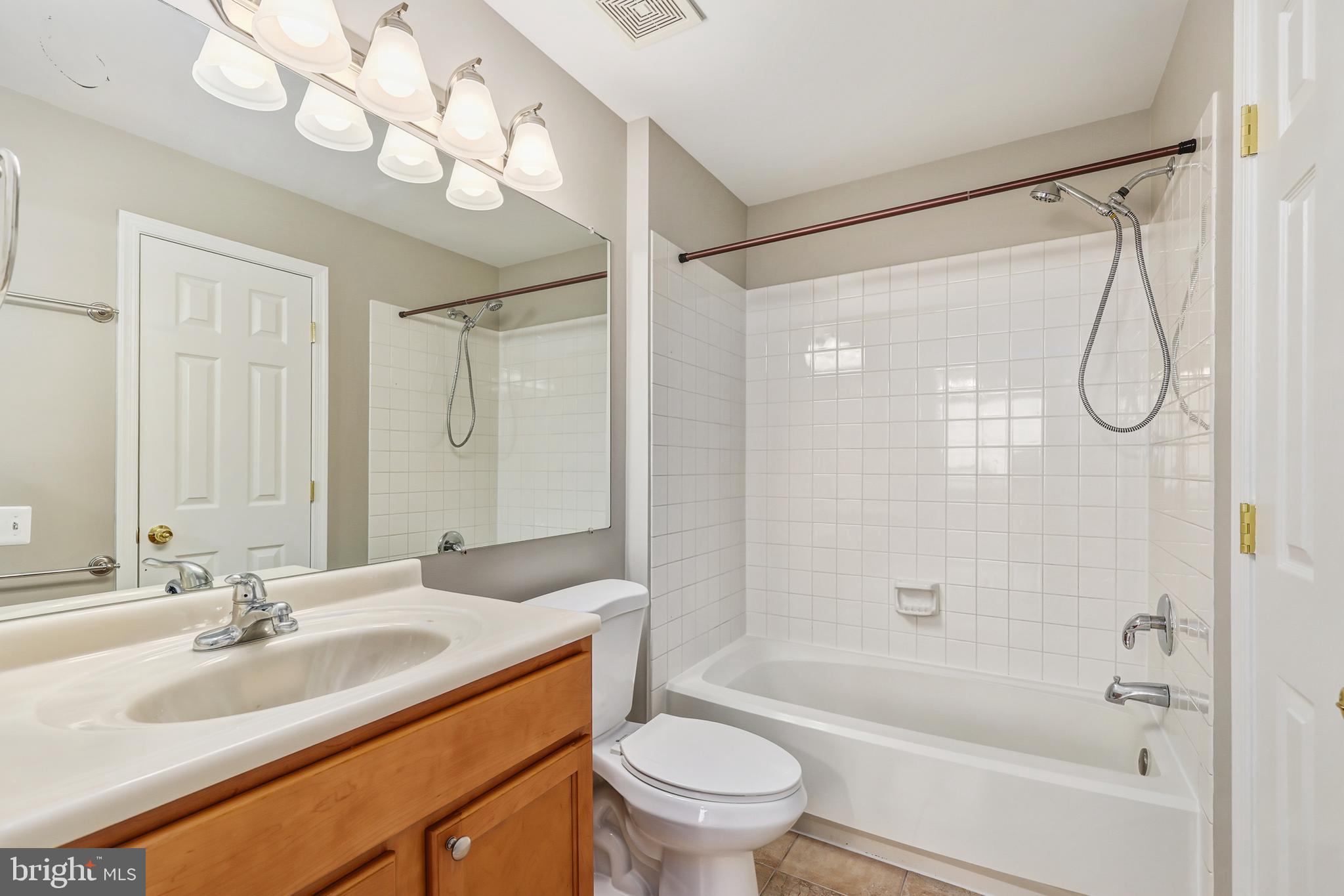 CHATHAM GREEN CONDOMINIUM - Residential