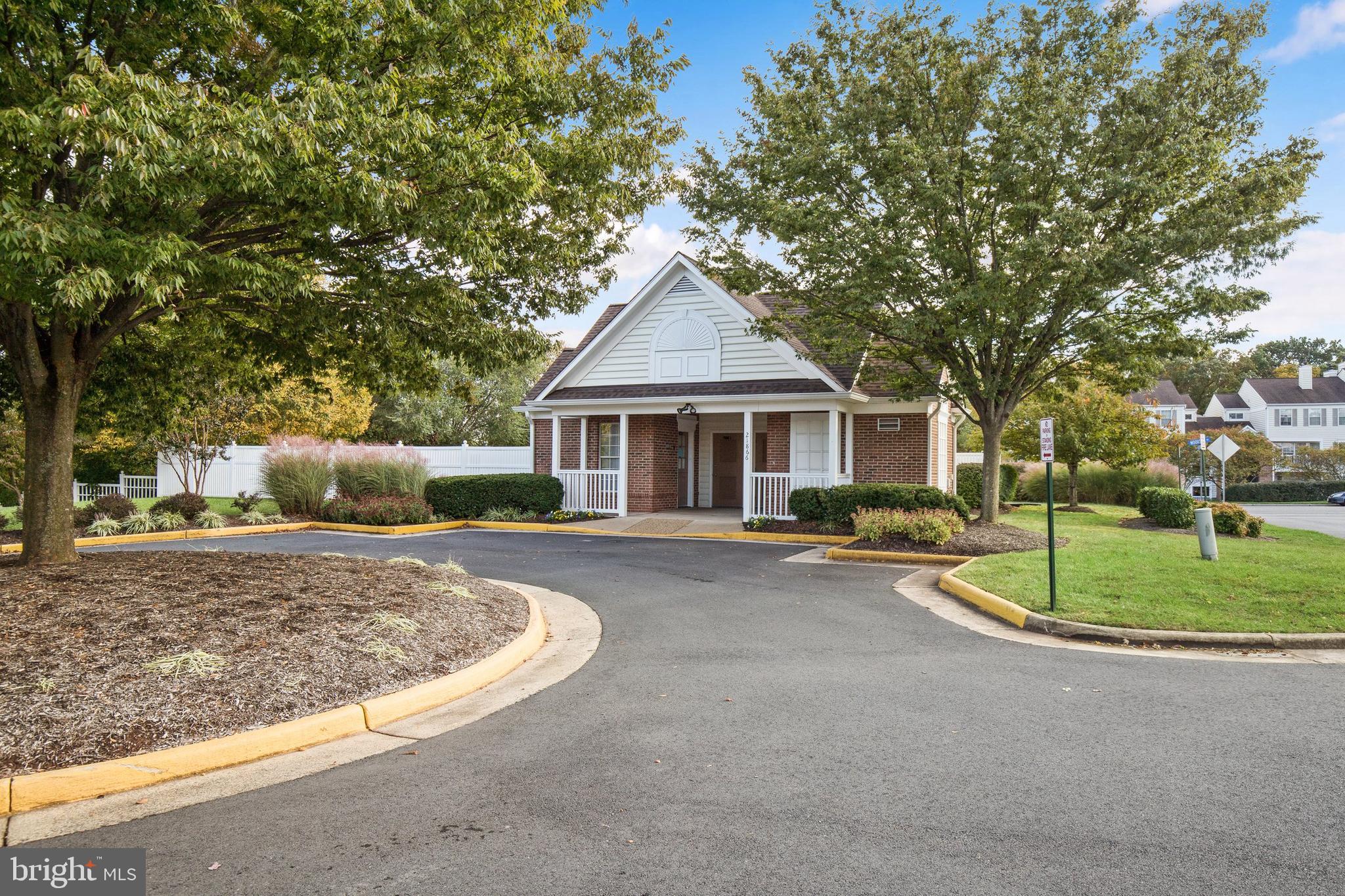 CHATHAM GREEN CONDOMINIUM - Residential