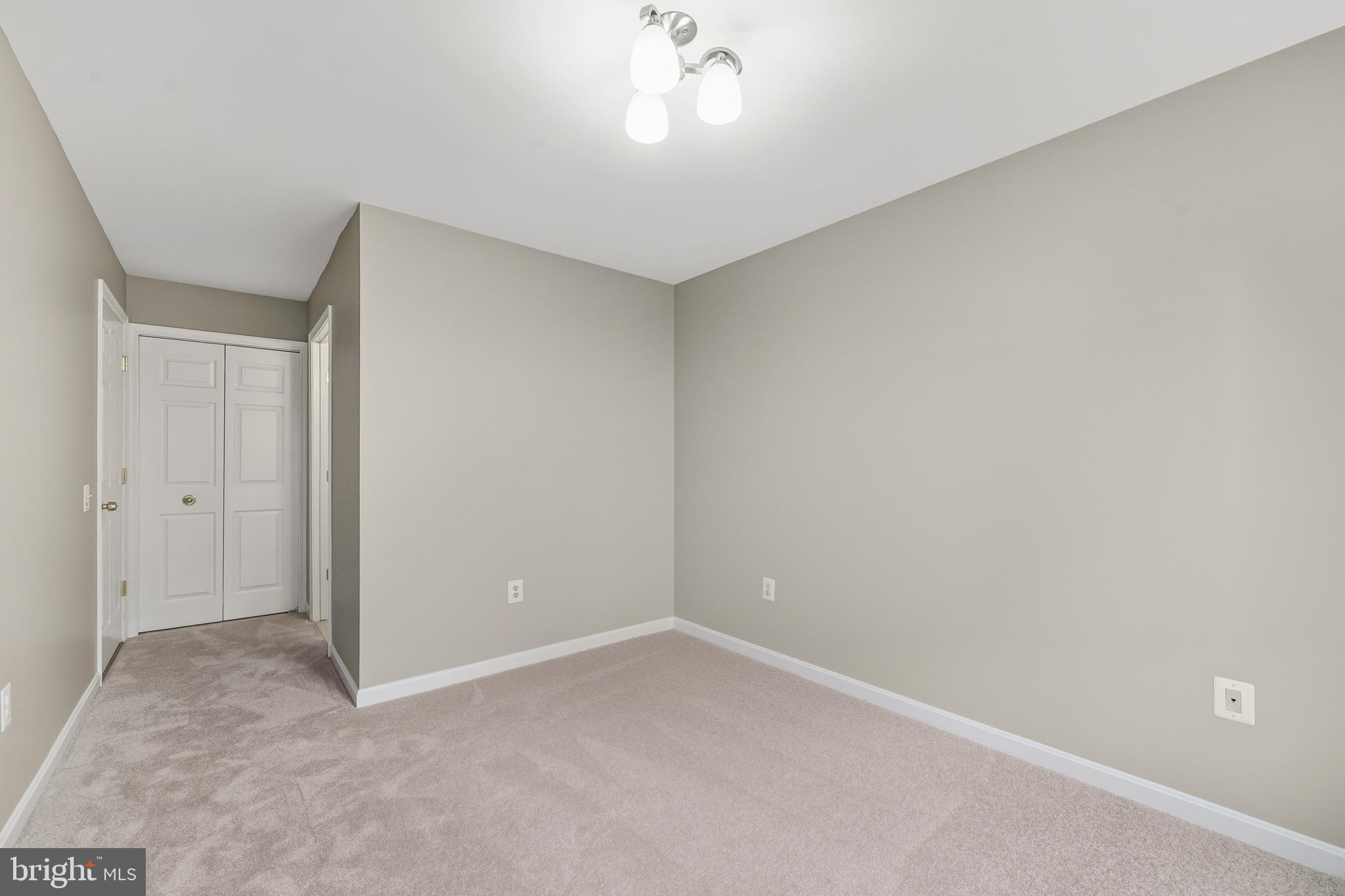 CHATHAM GREEN CONDOMINIUM - Residential