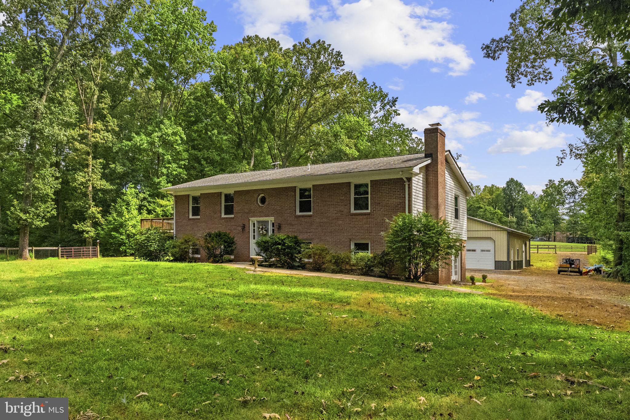 5483 BEACH ROAD