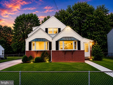Homes For Sale - 404 Linda Avenue<br/> Anne Arundel County, LINTHICUM HEIGHTS, MD 21090