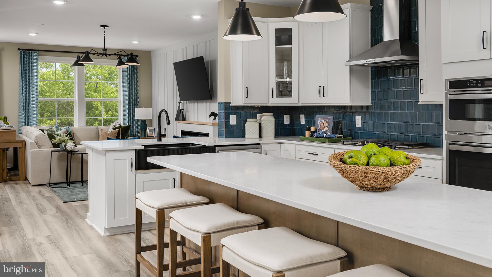 MARY'S LANDING - Residential