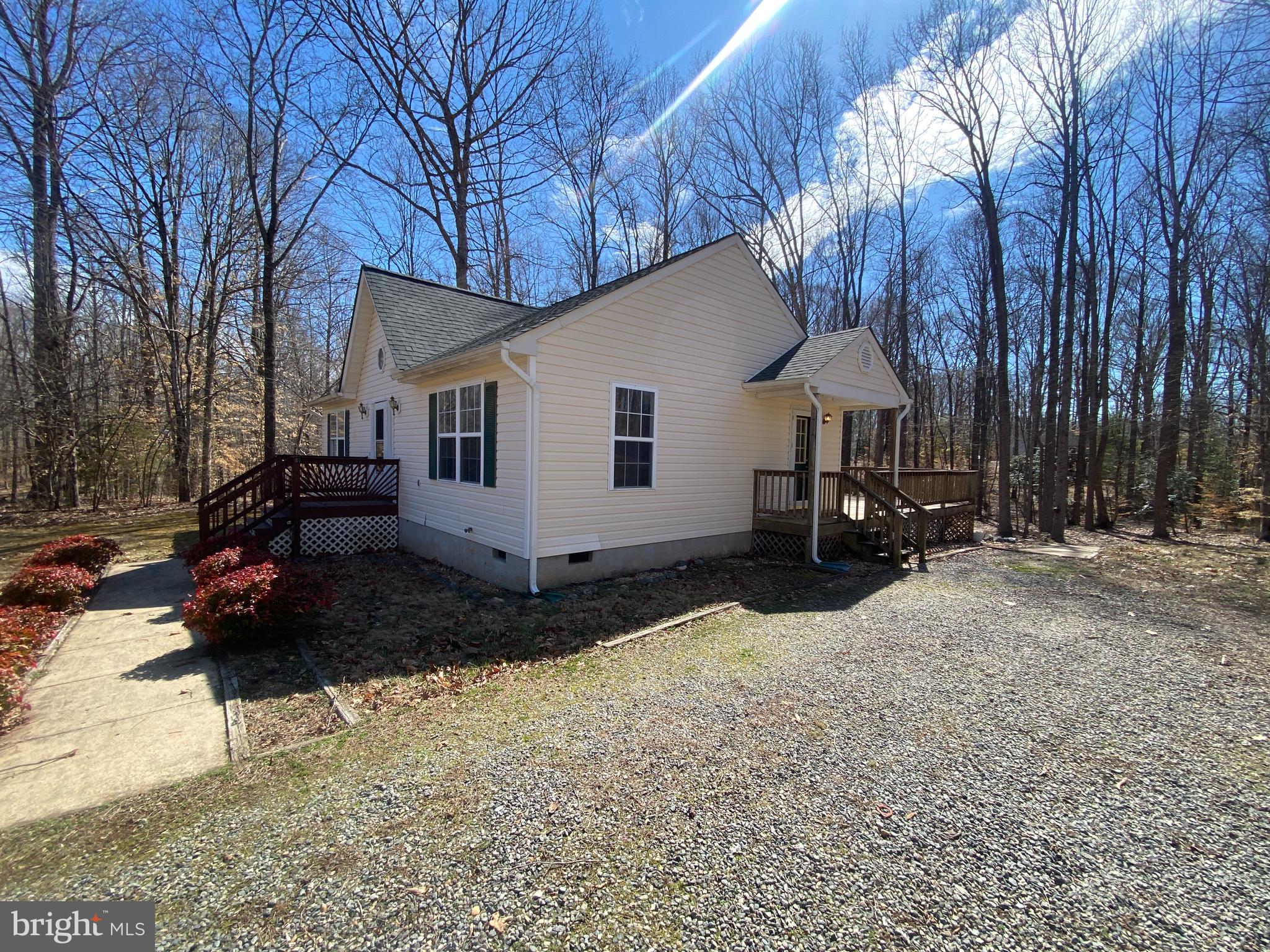 LAKE LAND OR - Residential Lease