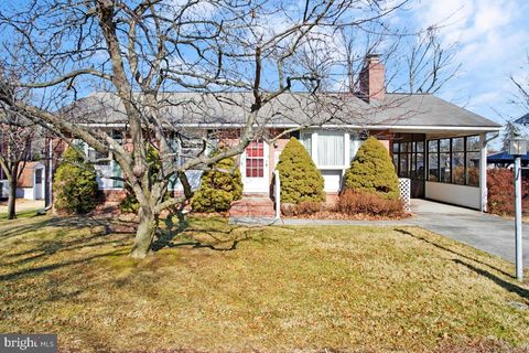 Homes For Sale - 612 Fairmount Road<br/> LINTHICUM HEIGHTS, MD 21090