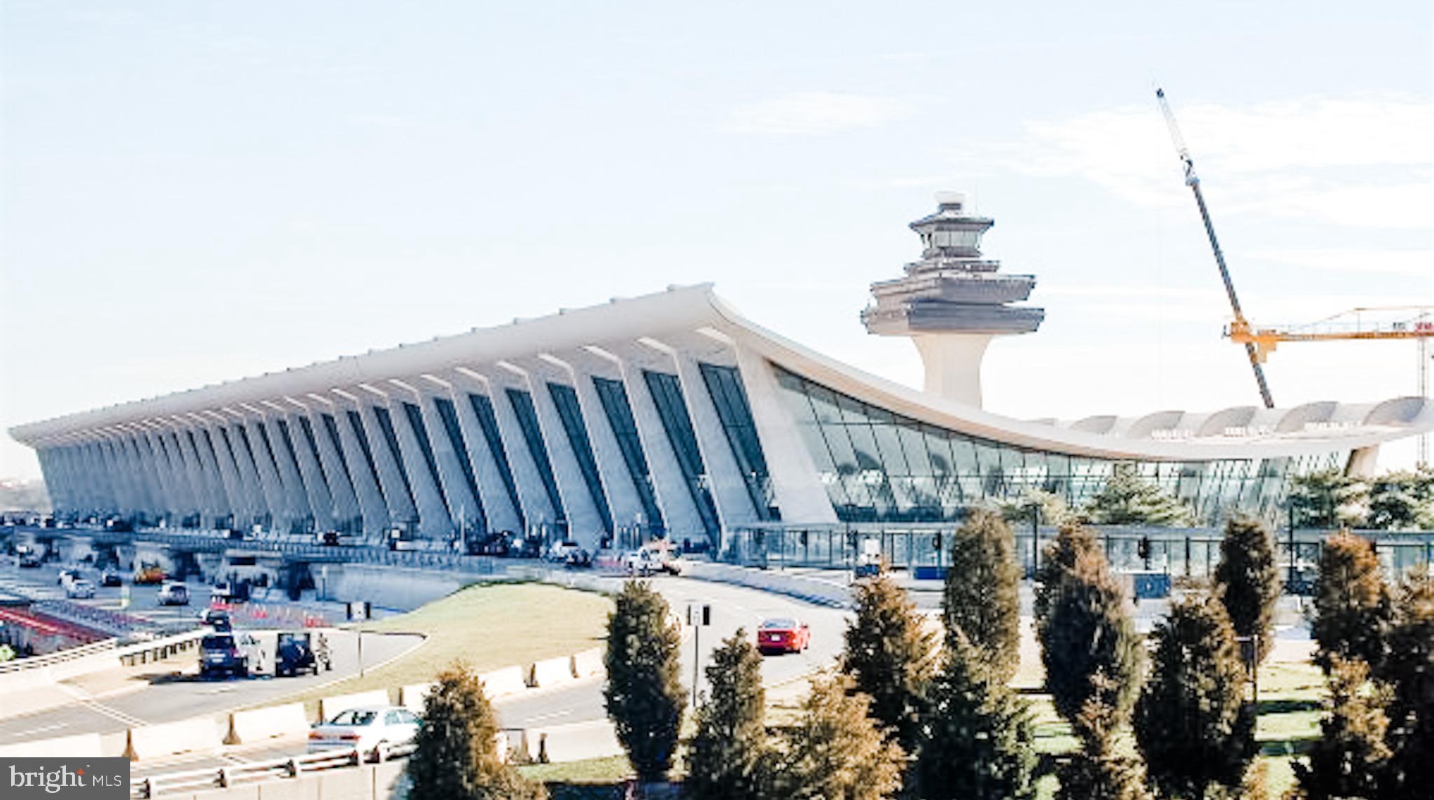 BUCKINGHAM AT LOUDOUN VALLEY - Residential Lease