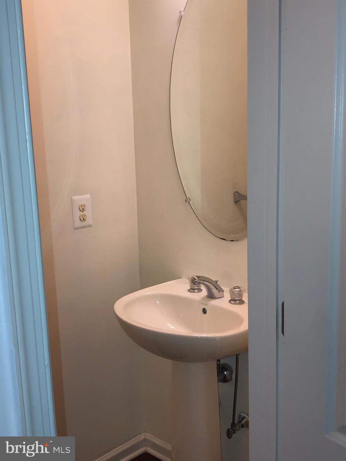 BUCKINGHAM AT LOUDOUN VALLEY - Residential Lease