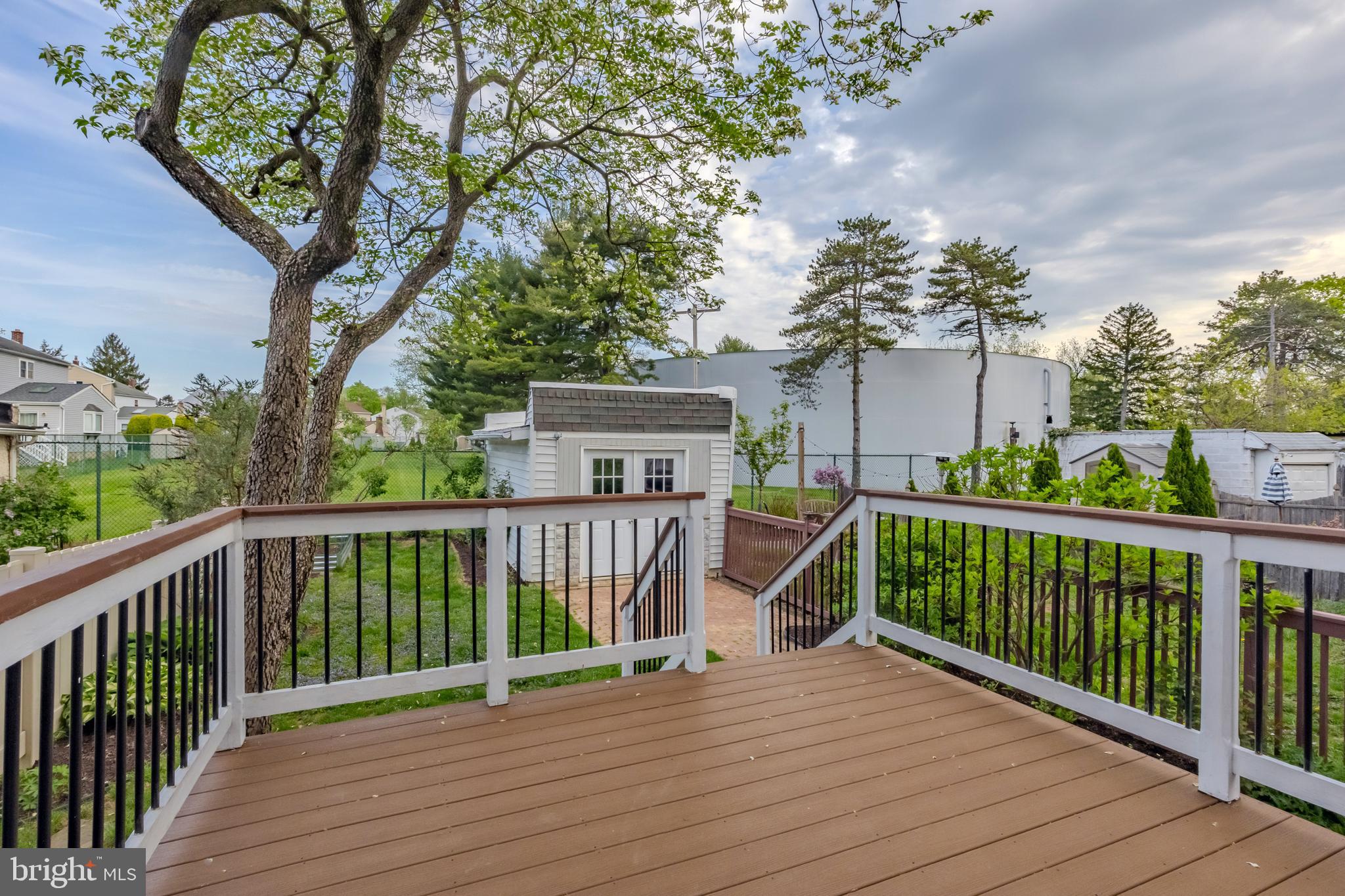 OAKMONT - Residential