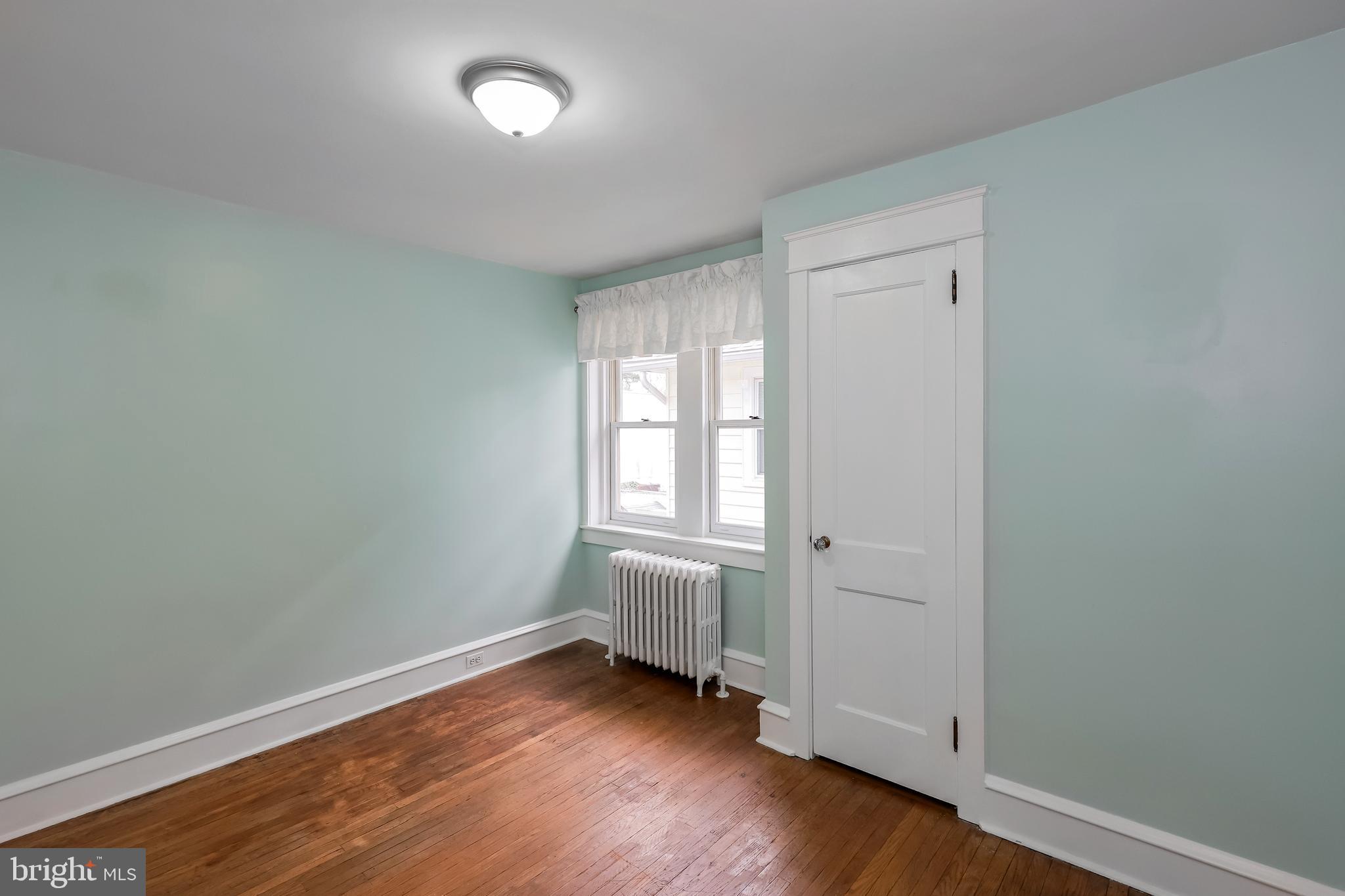 OAKMONT - Residential