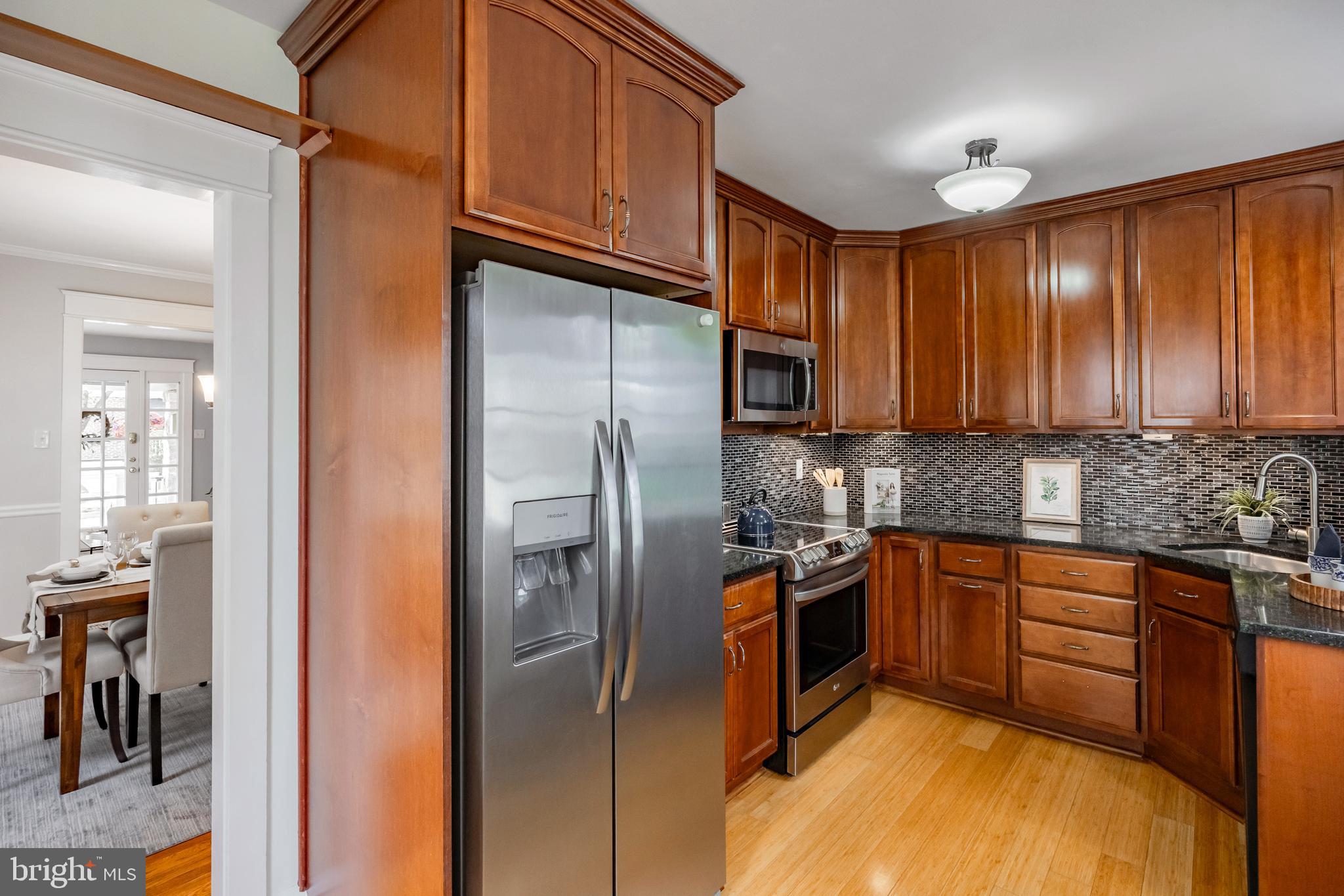 OAKMONT - Residential