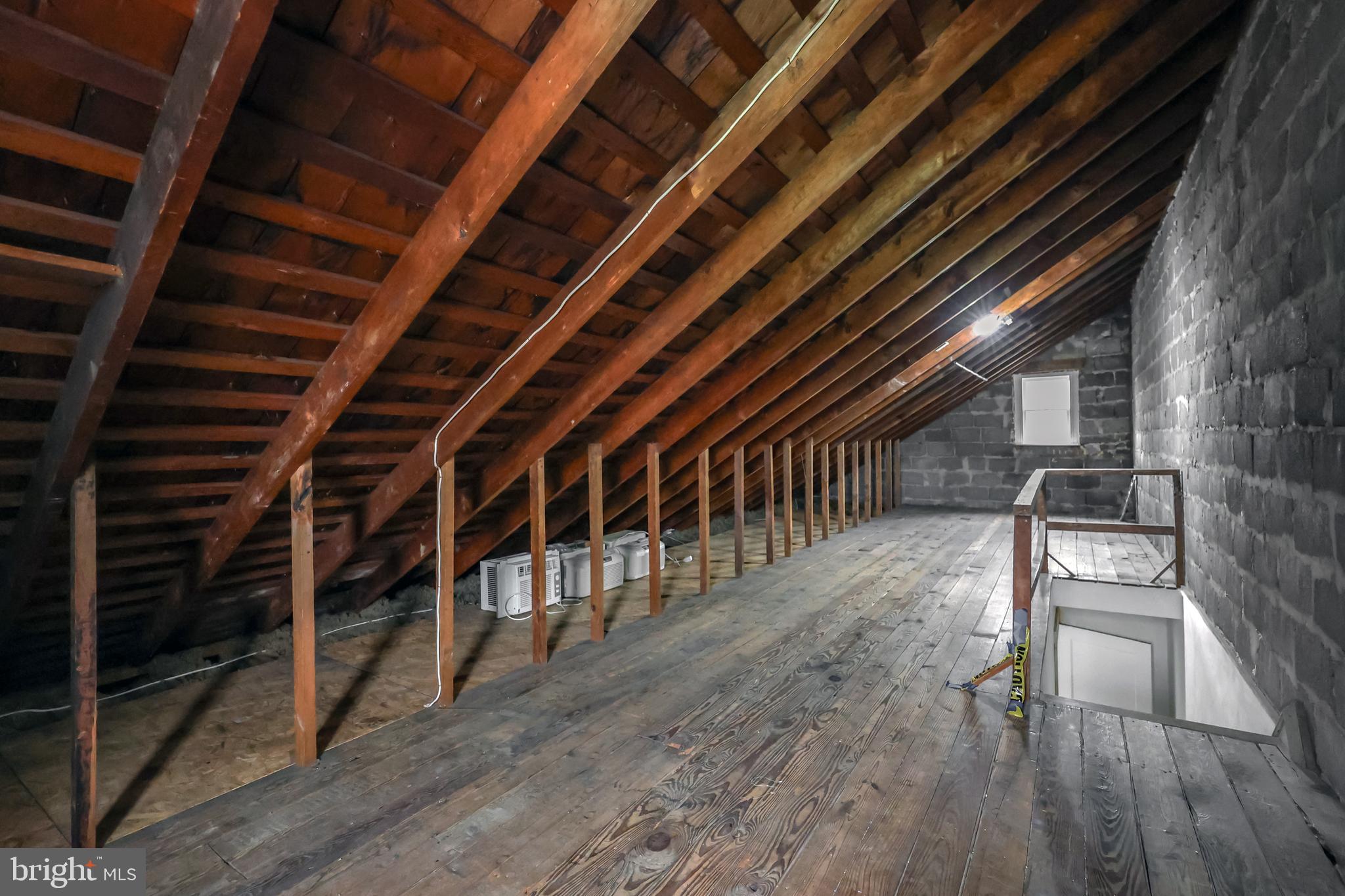 OAKMONT - Residential