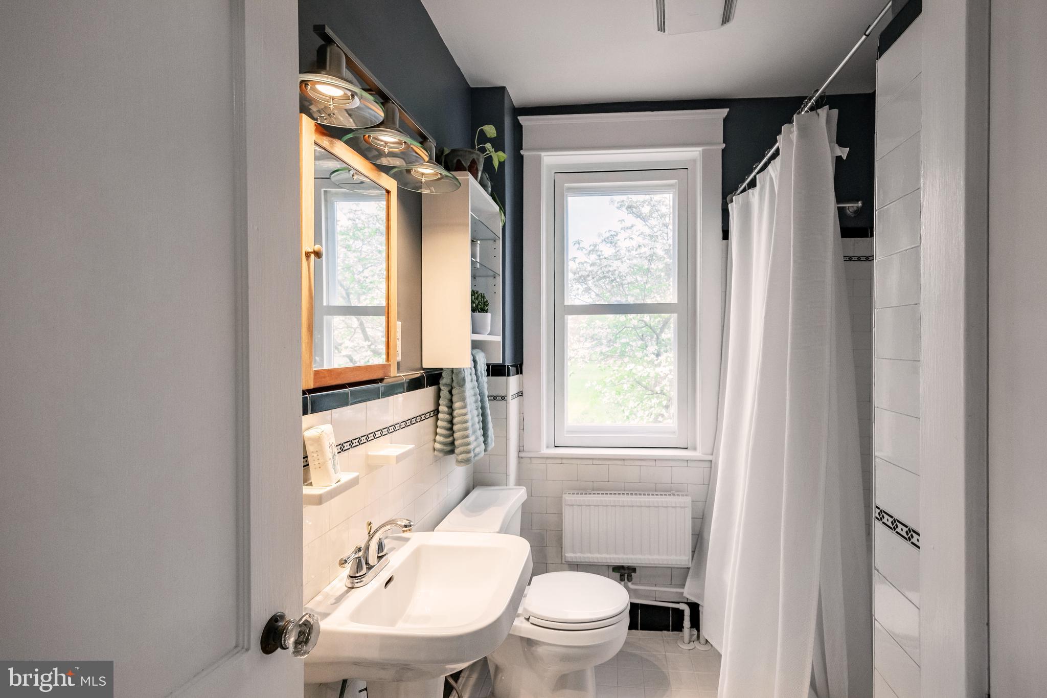 OAKMONT - Residential