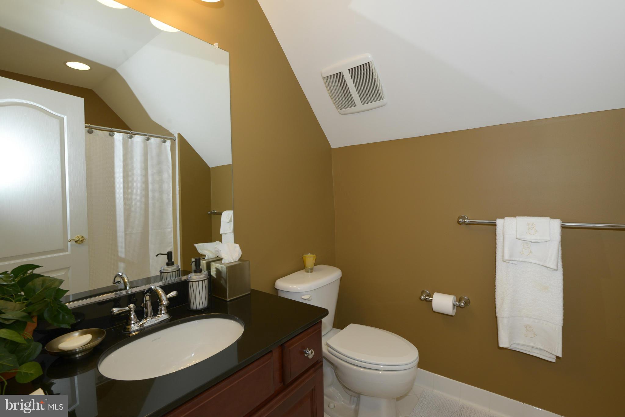 RIVERWOOD - Residential