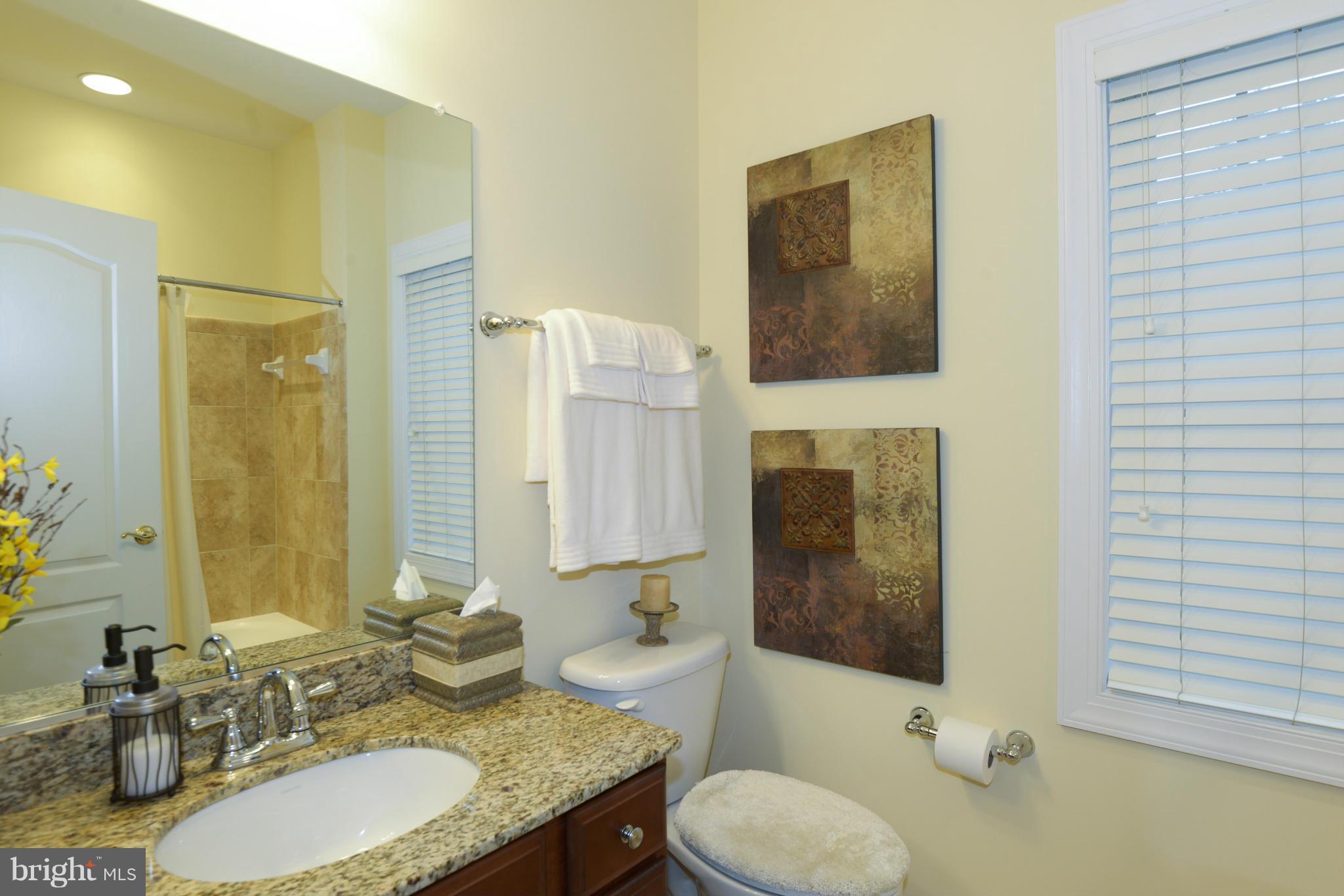 RIVERWOOD - Residential