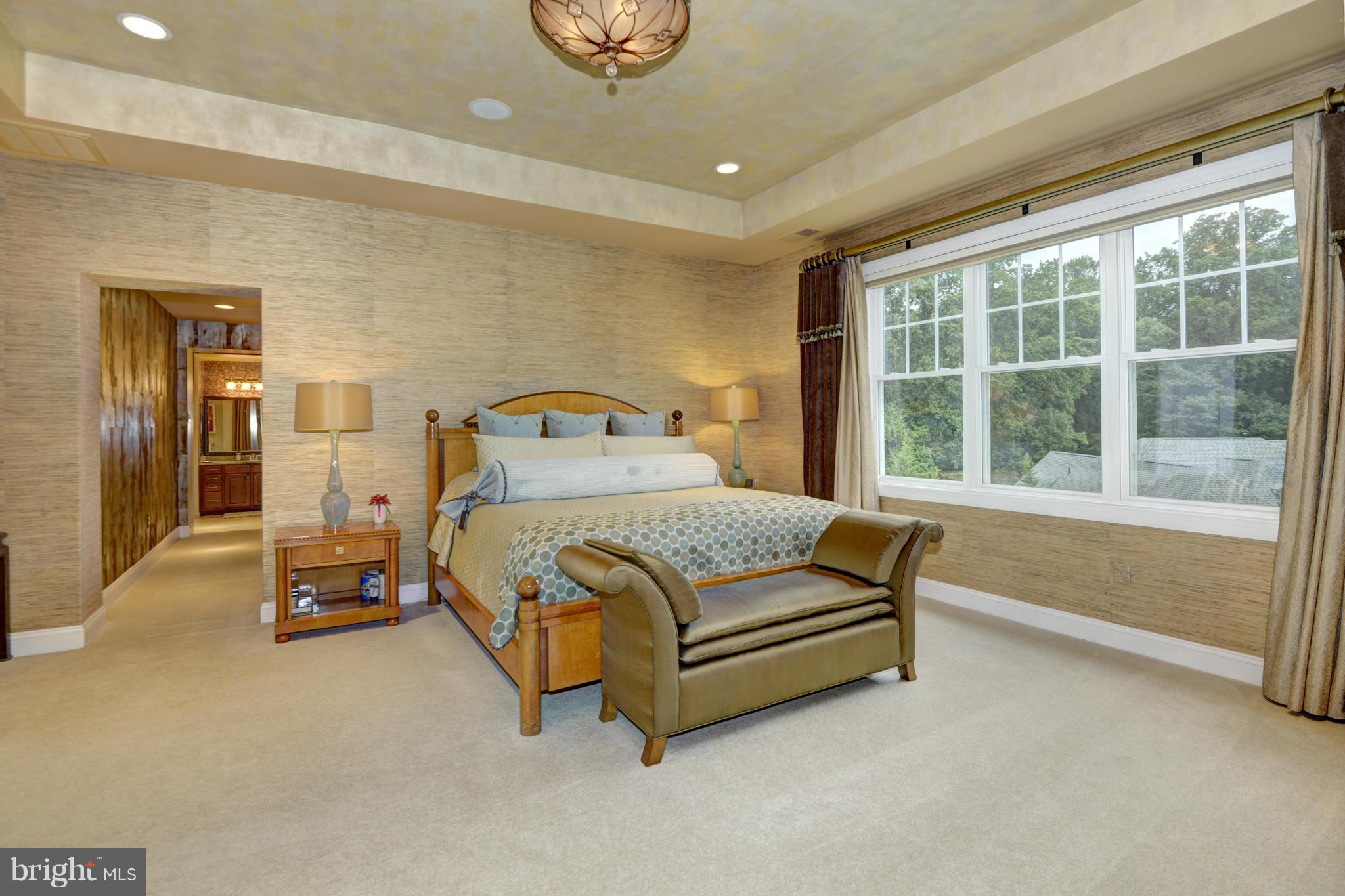 RIVERWOOD - Residential