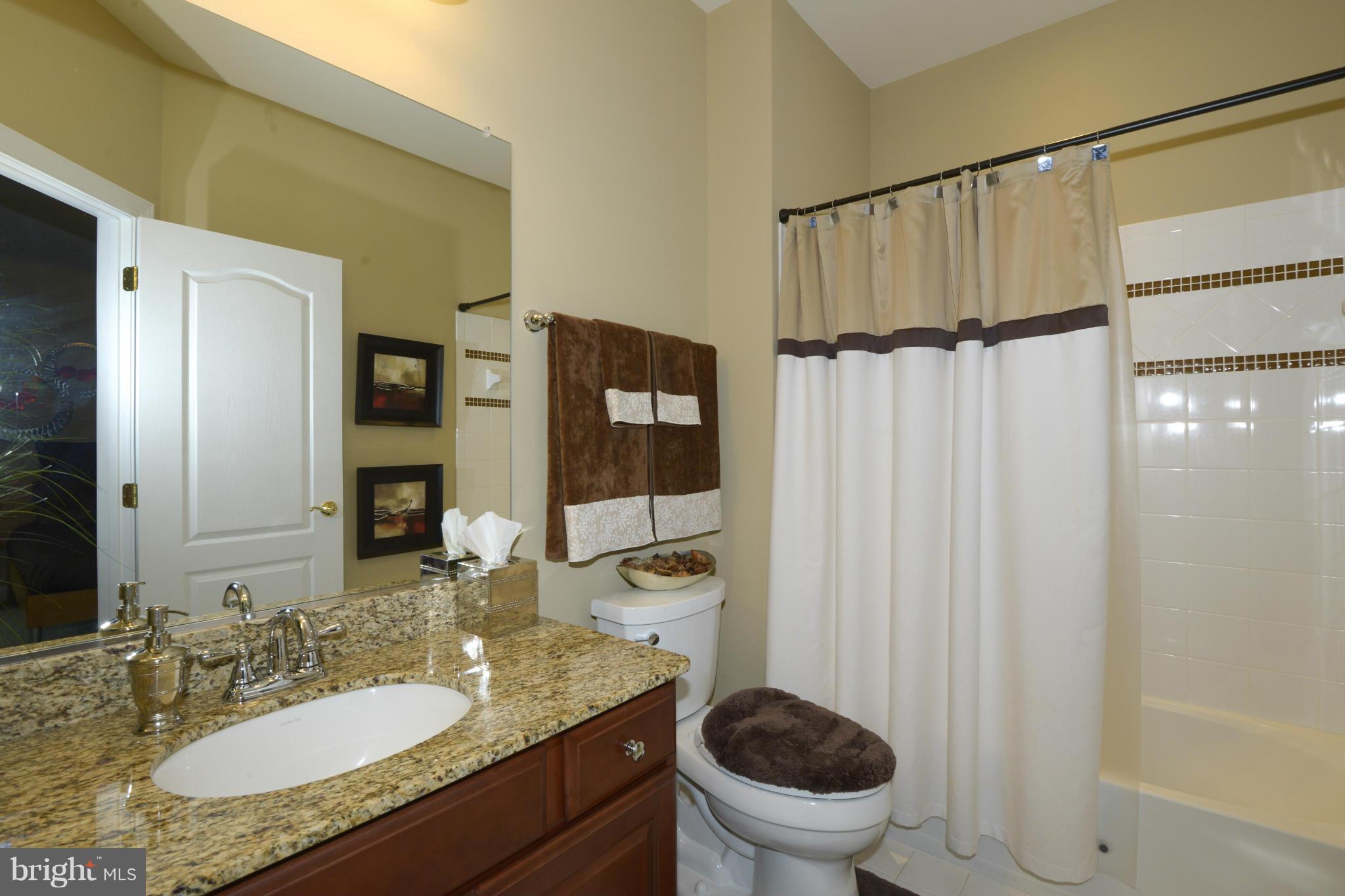 RIVERWOOD - Residential