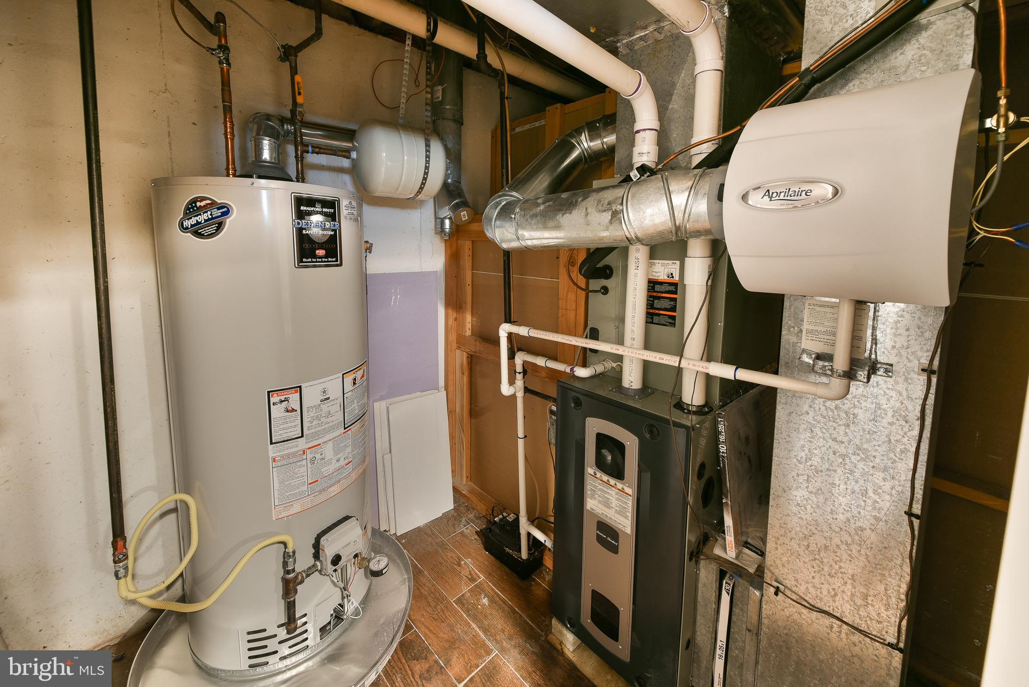 CREEKWOOD - Residential