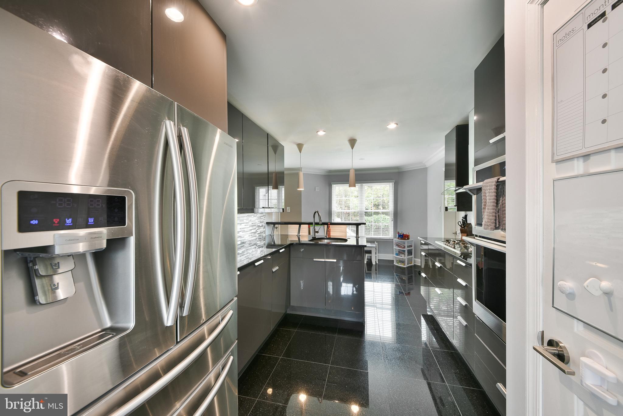 CREEKWOOD - Residential