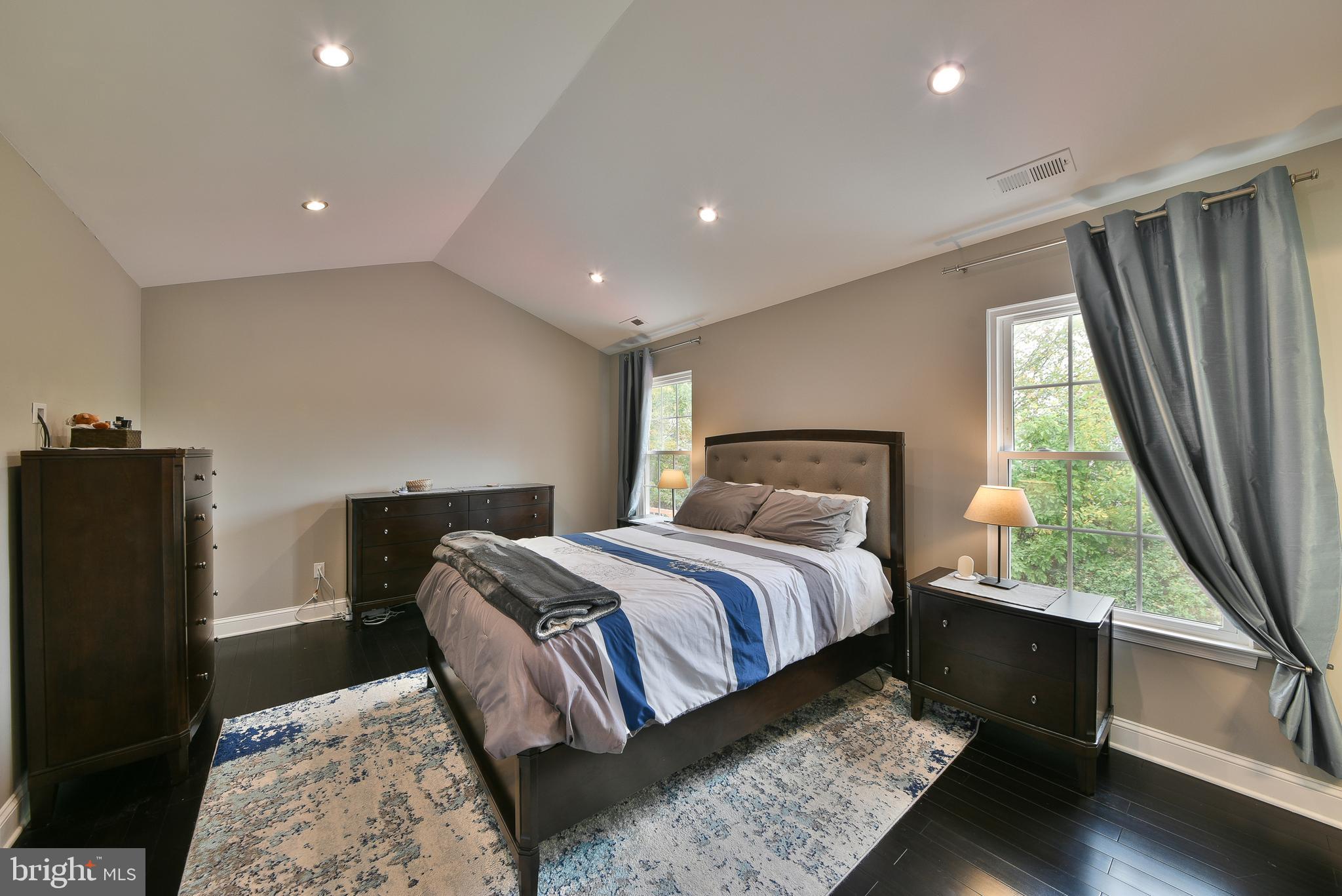 CREEKWOOD - Residential