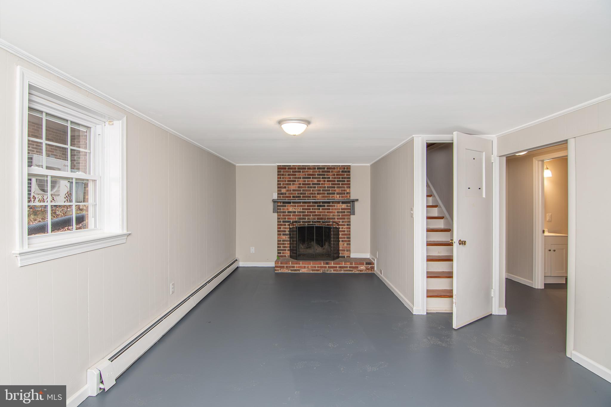 DOWNTOWN FREDERICKSBURG - Residential