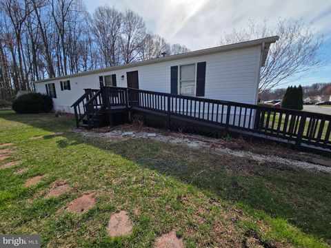 Mobile Home For Sale - 245 Golf Drive<br/> ABERDEEN, MD 21001