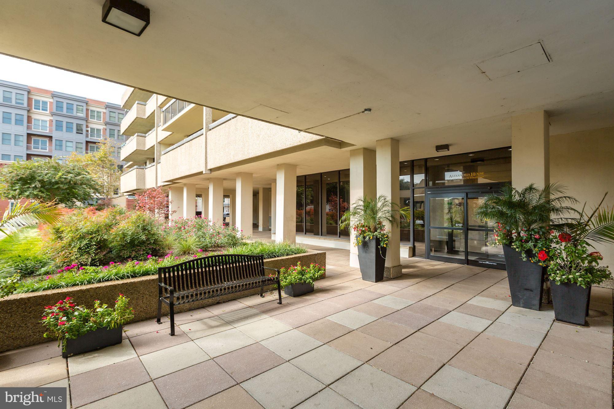 ALEXANDRIA HOUSE - Residential Lease