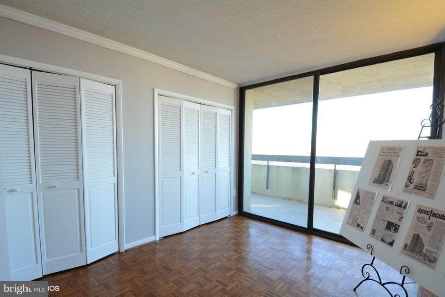 ALEXANDRIA HOUSE - Residential Lease