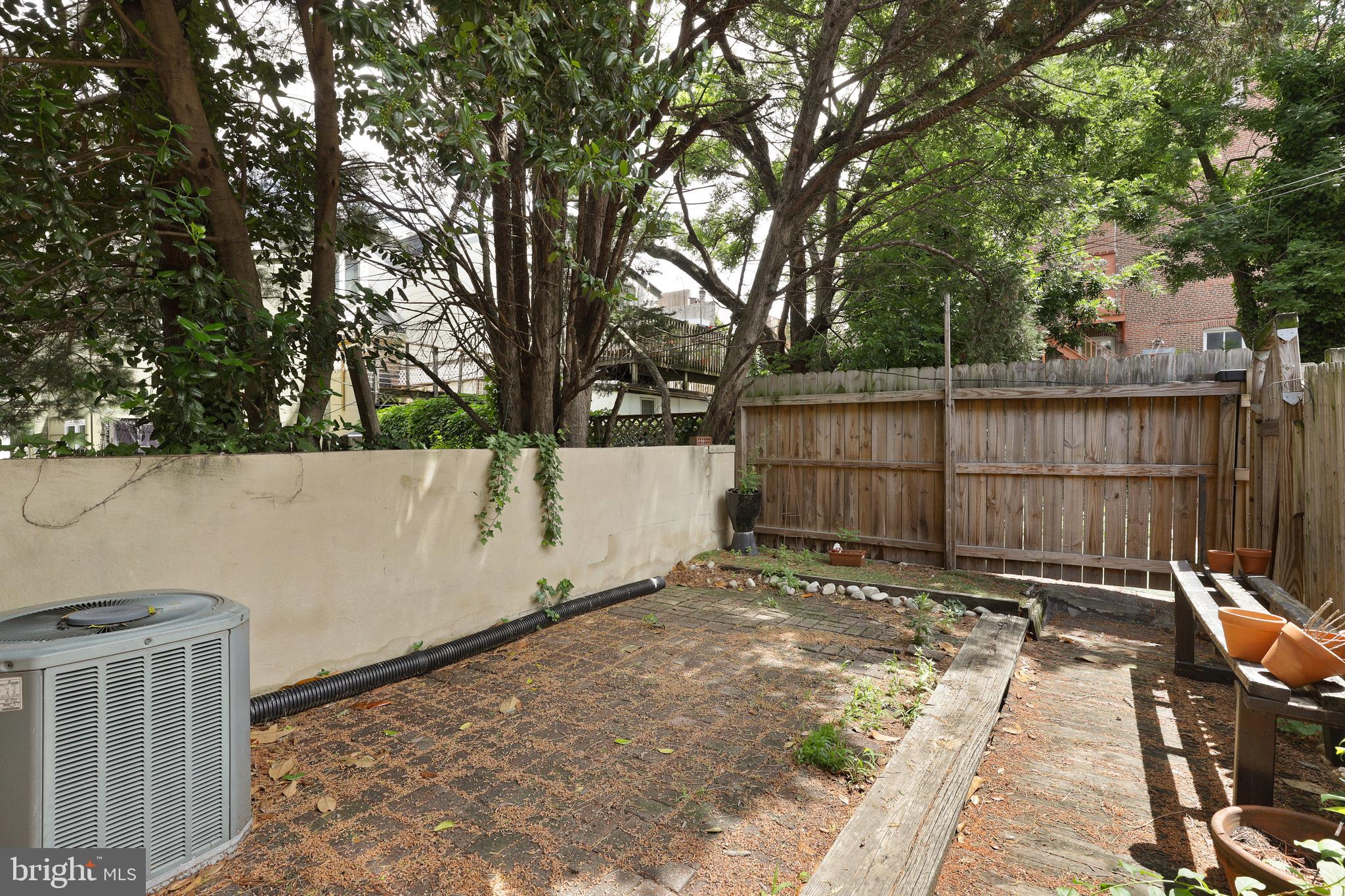 FEDERAL HILL HISTORIC DISTRICT - Residential Lease