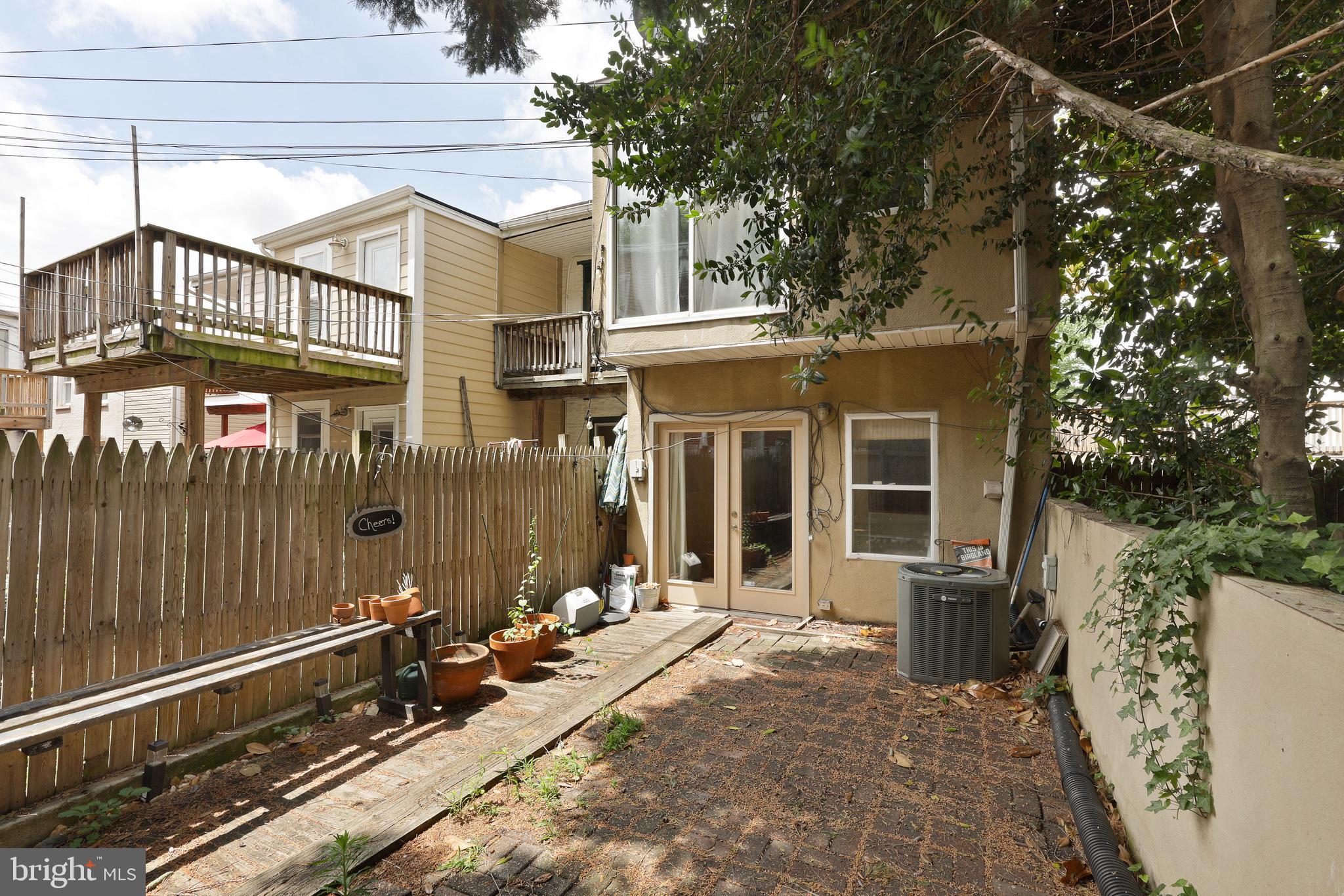 FEDERAL HILL HISTORIC DISTRICT - Residential Lease