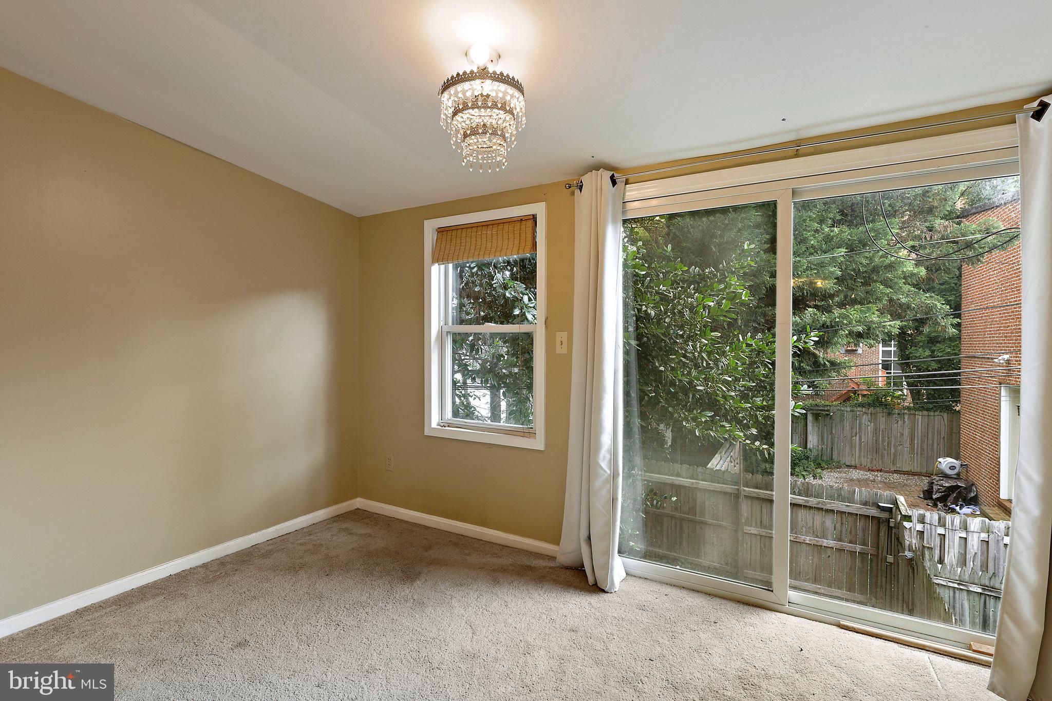 FEDERAL HILL HISTORIC DISTRICT - Residential Lease