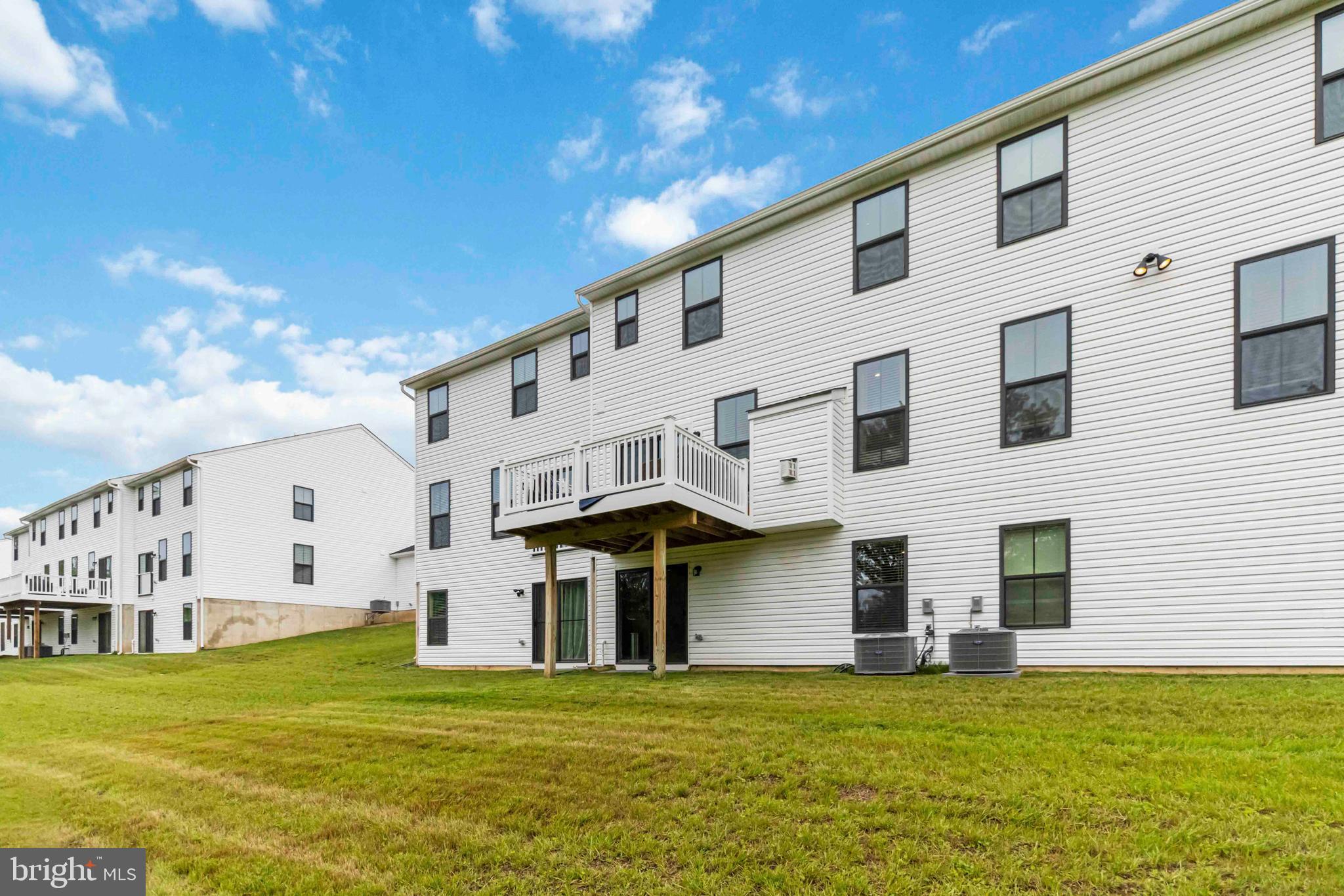 ASHBOURNE MEADOWS - Residential