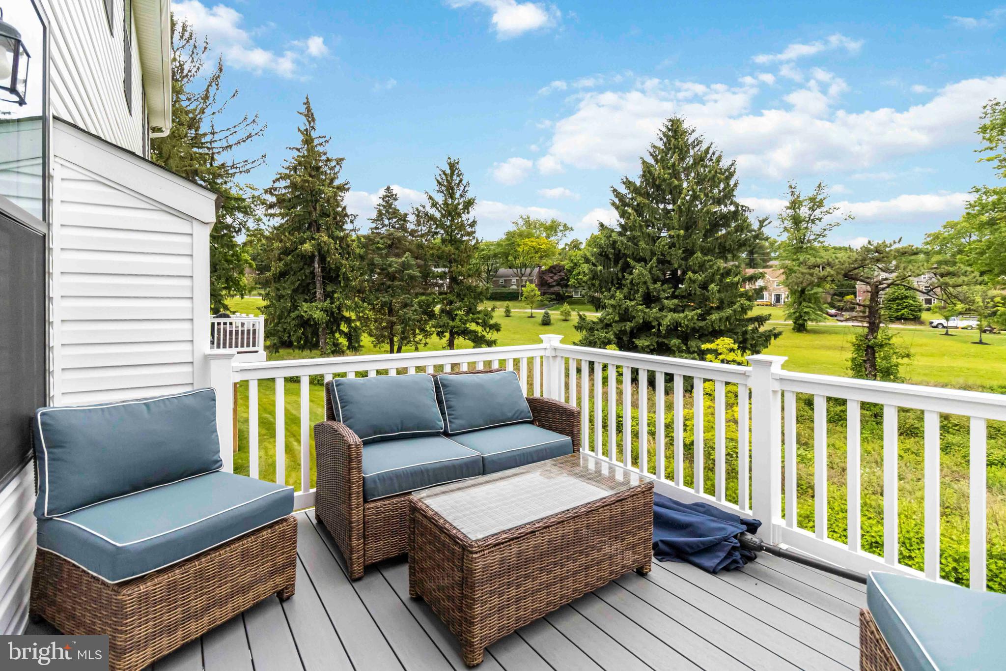 ASHBOURNE MEADOWS - Residential