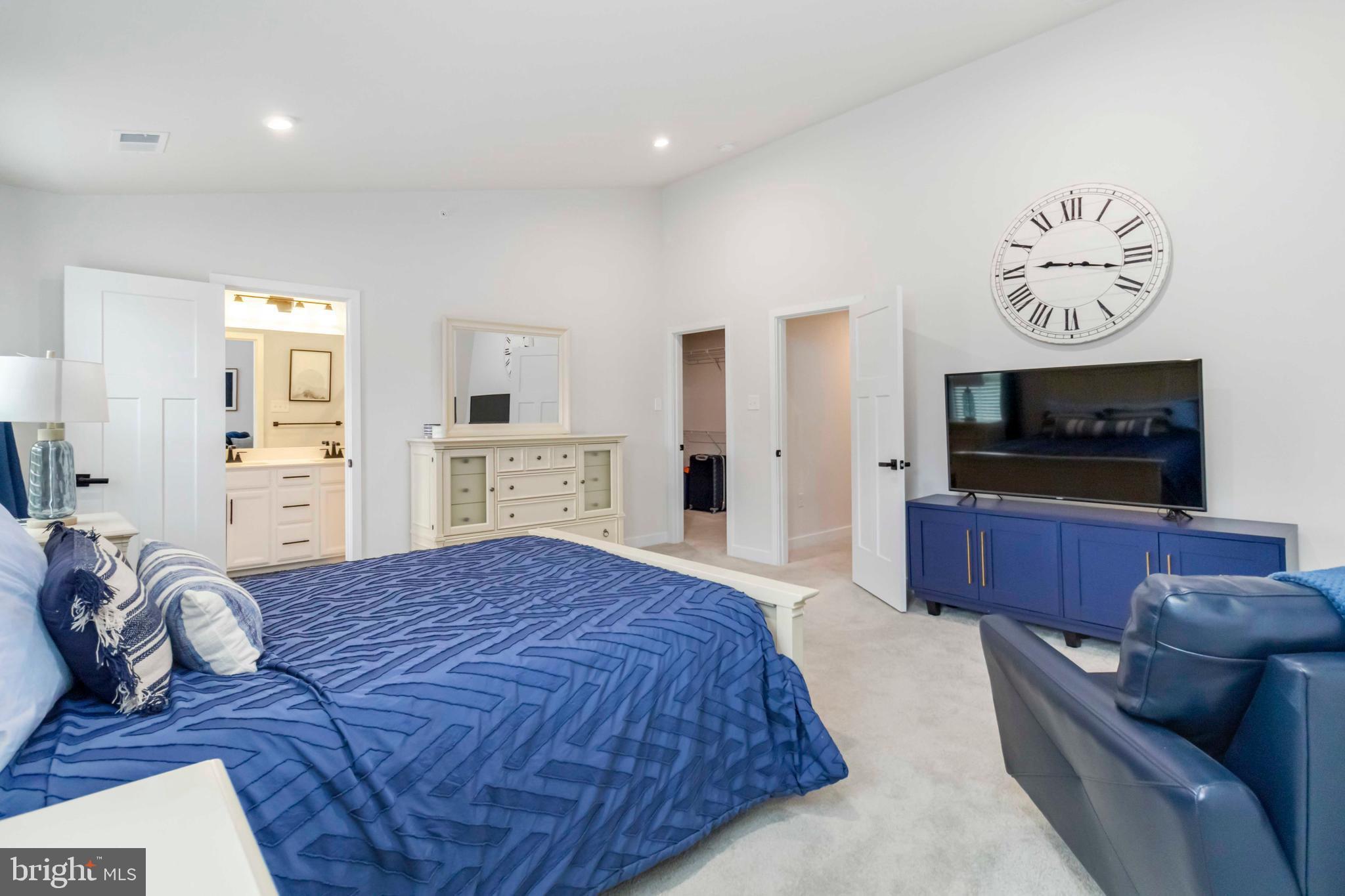 ASHBOURNE MEADOWS - Residential