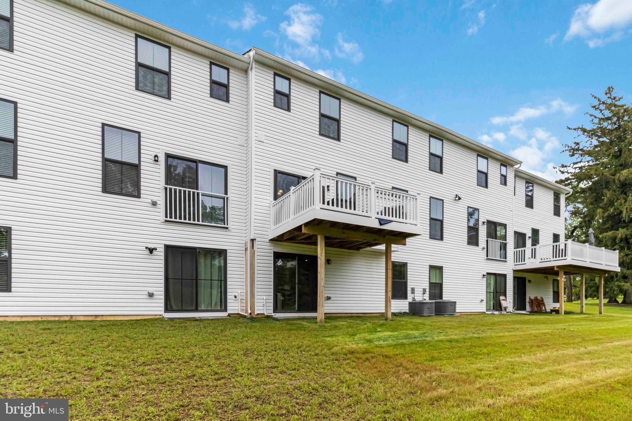 ASHBOURNE MEADOWS - Residential