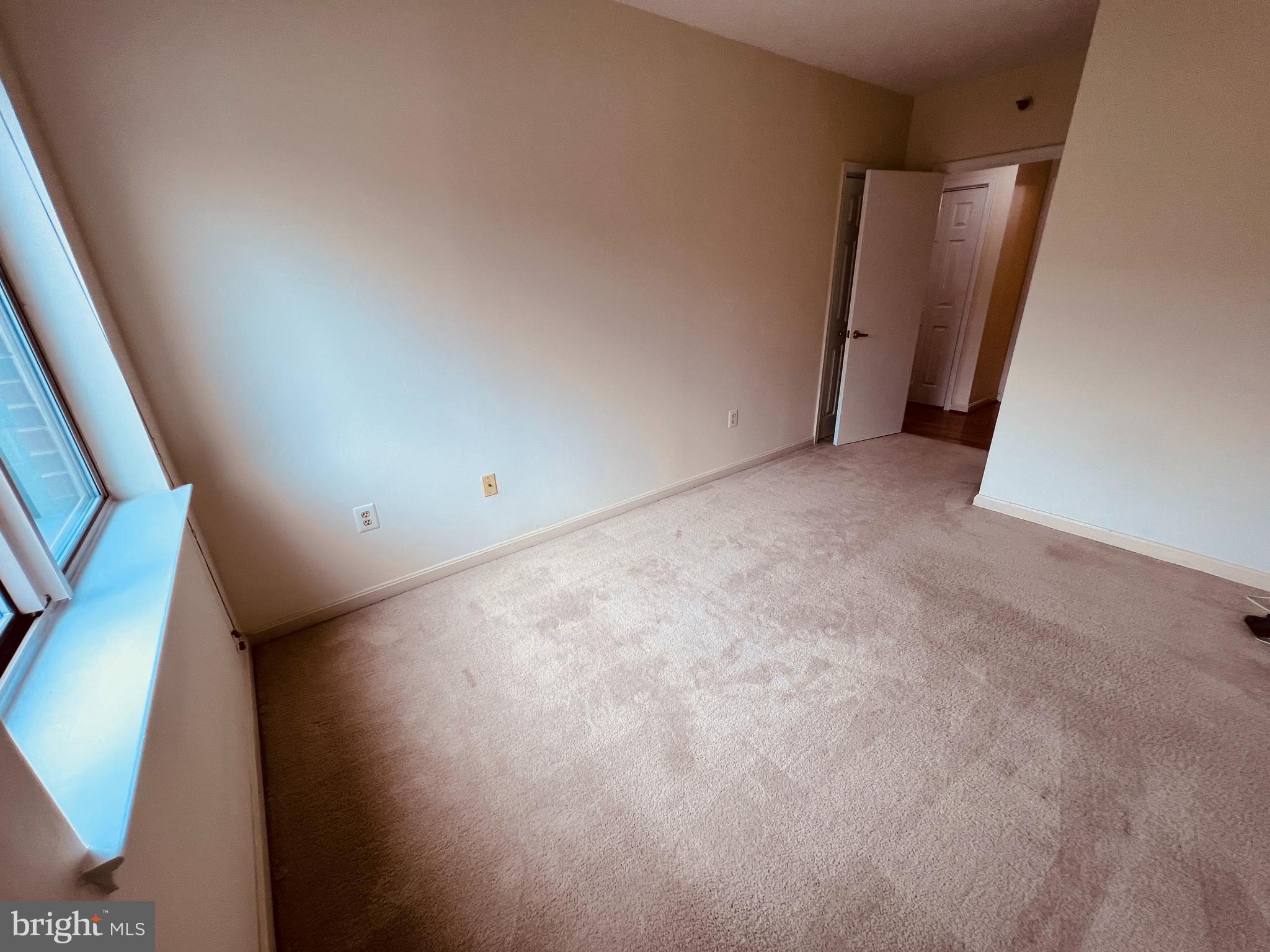 VICTORIA SPRINGS - Residential Lease