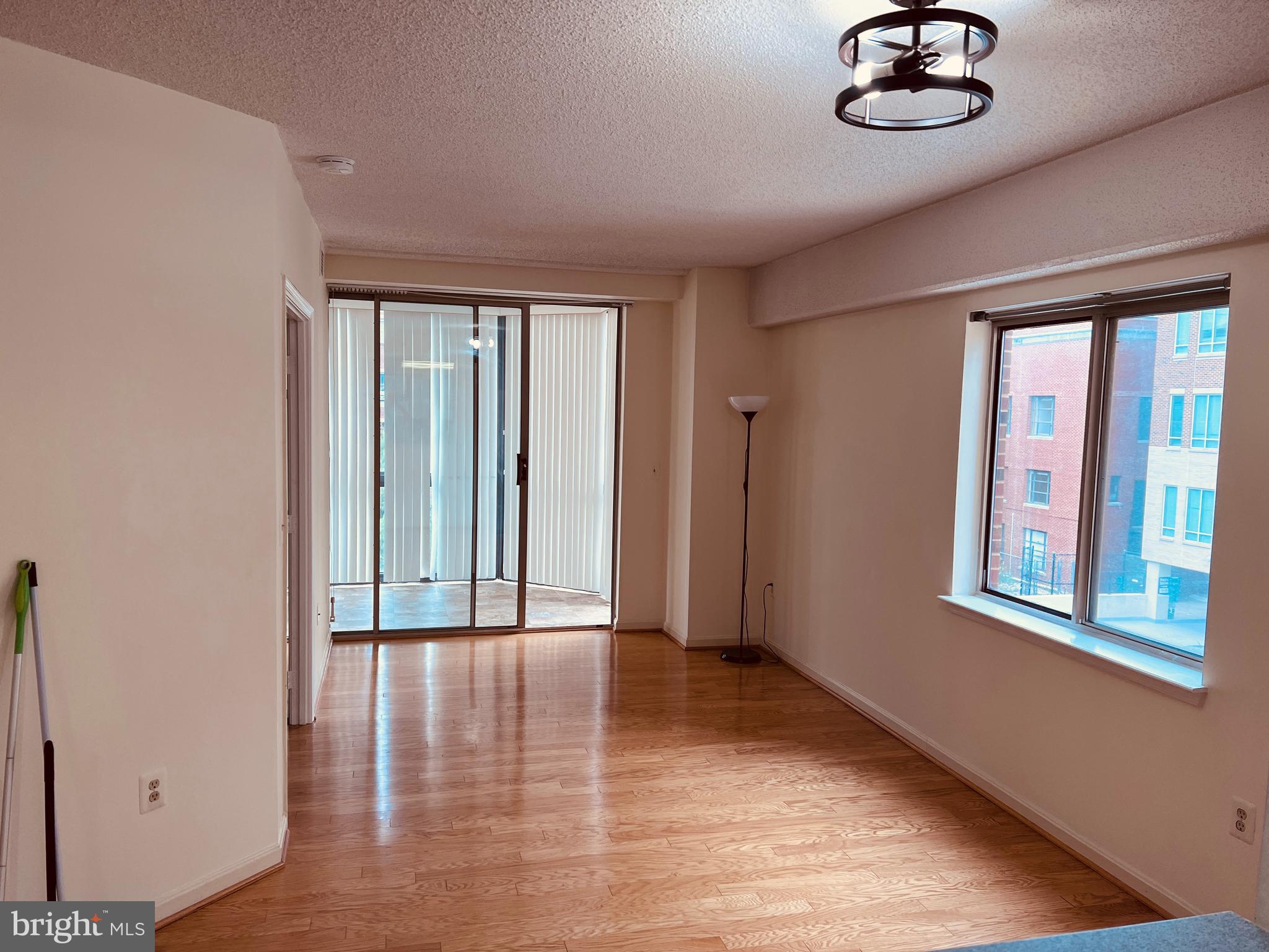 VICTORIA SPRINGS - Residential Lease