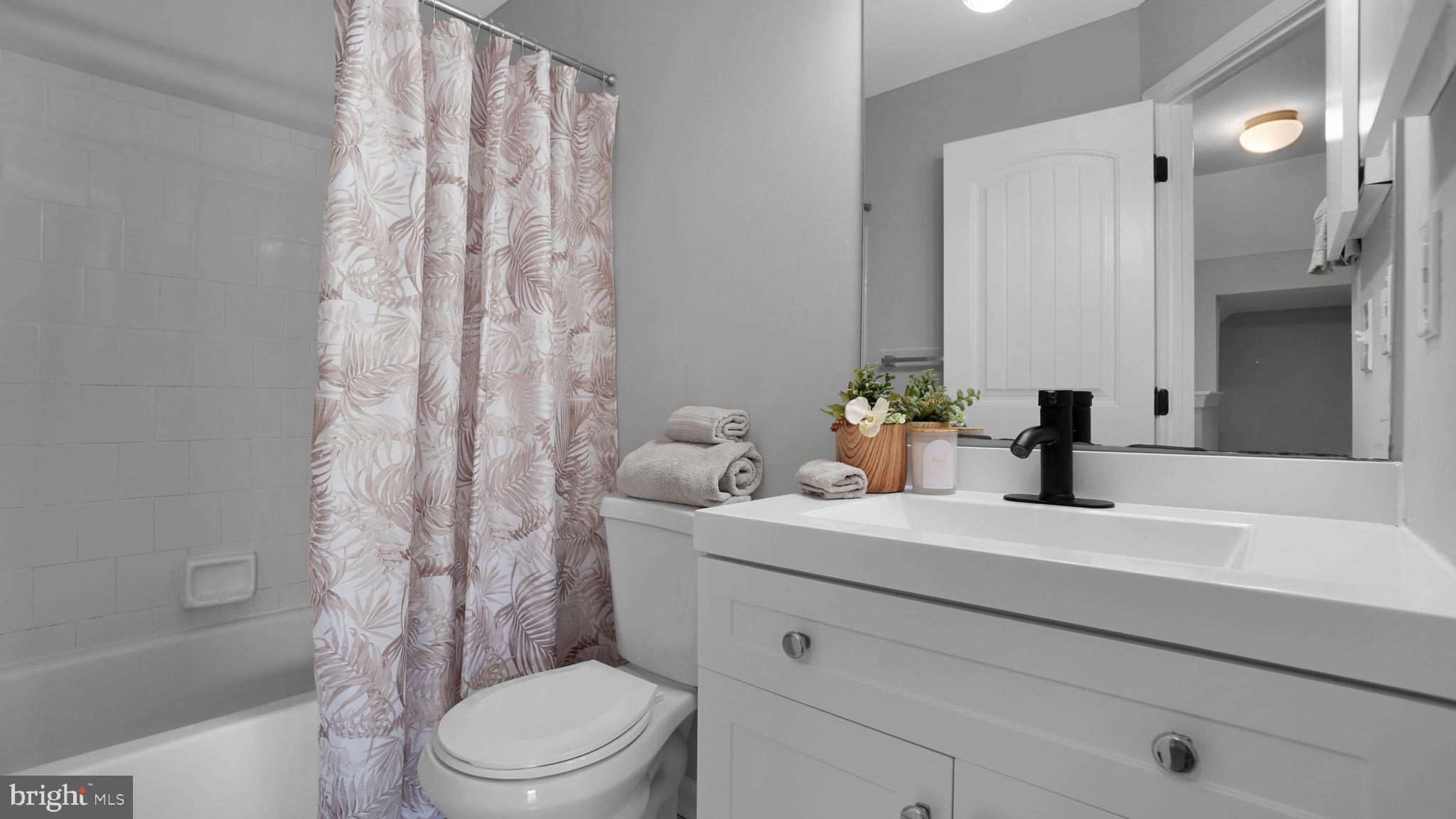 STONEY BEACH - Residential Lease