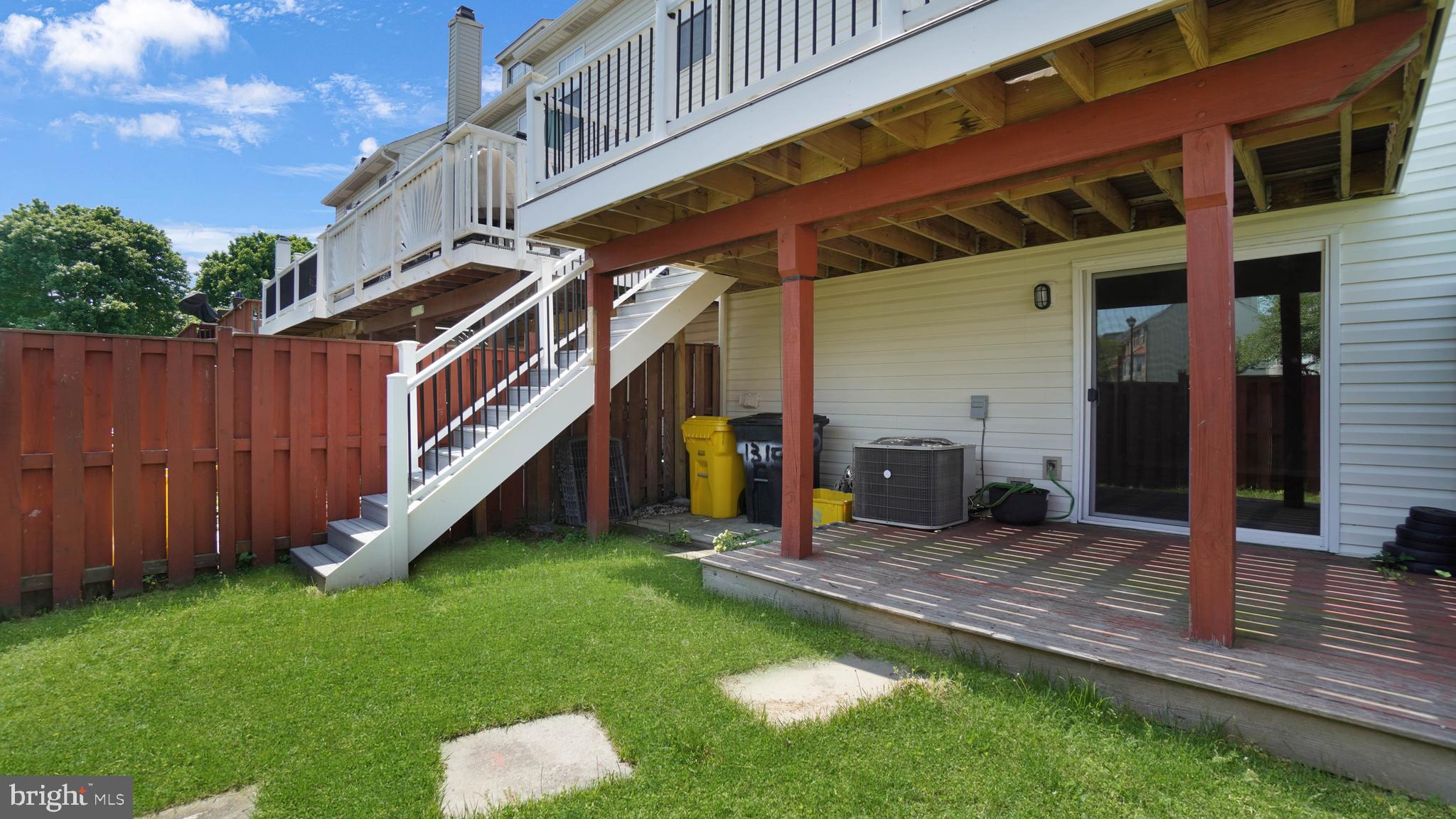 STONEY BEACH - Residential Lease
