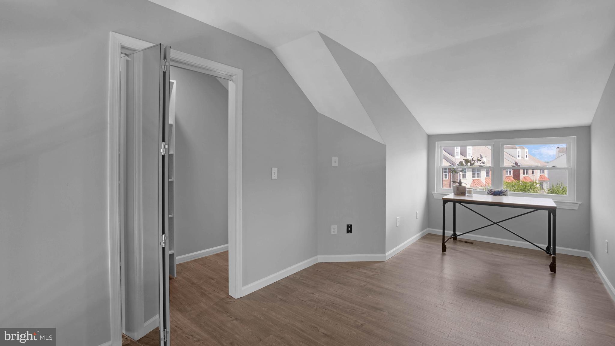 STONEY BEACH - Residential Lease