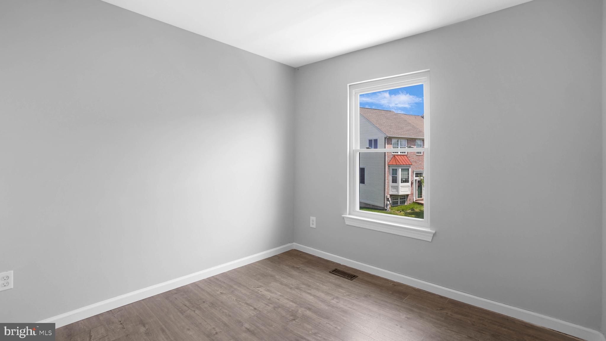 STONEY BEACH - Residential Lease