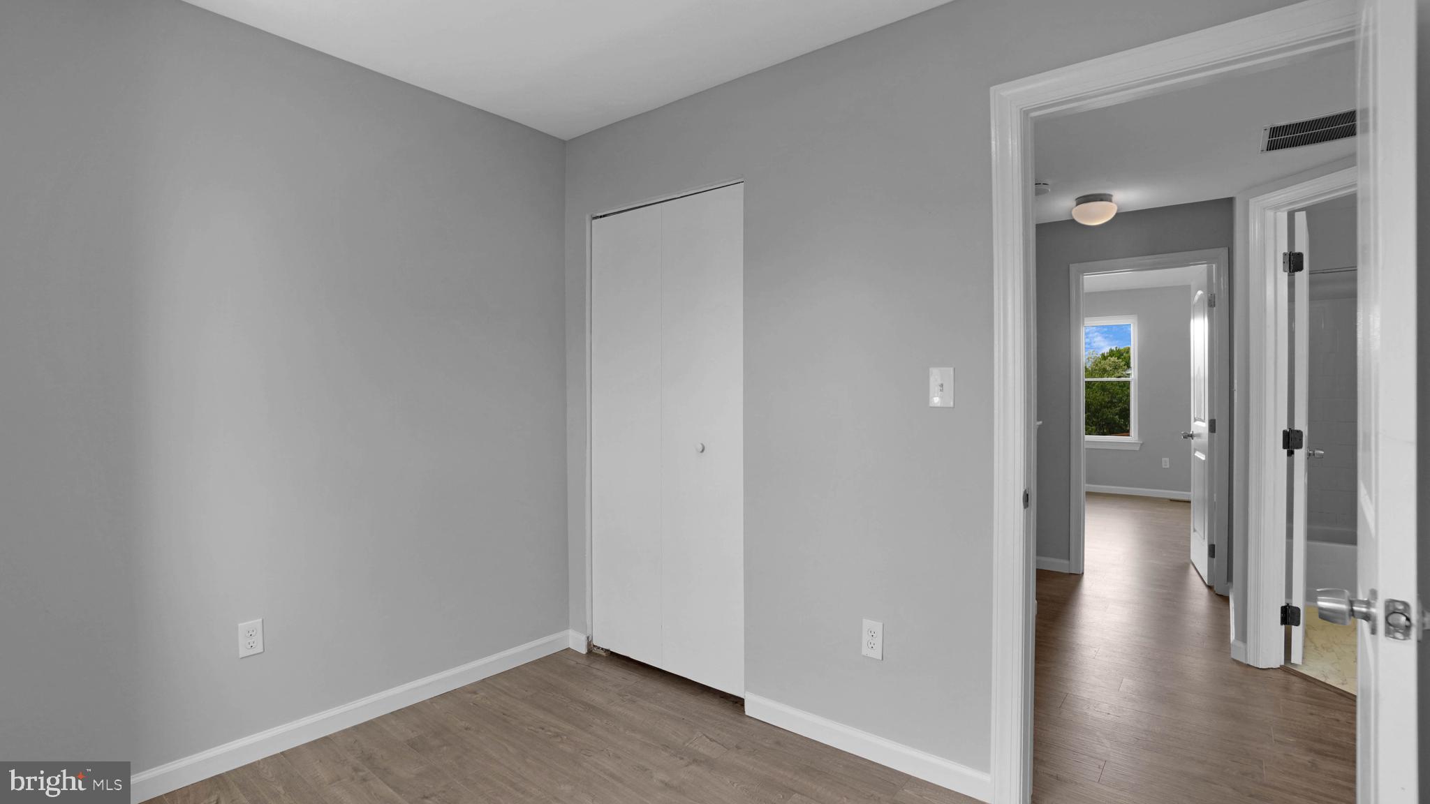 STONEY BEACH - Residential Lease