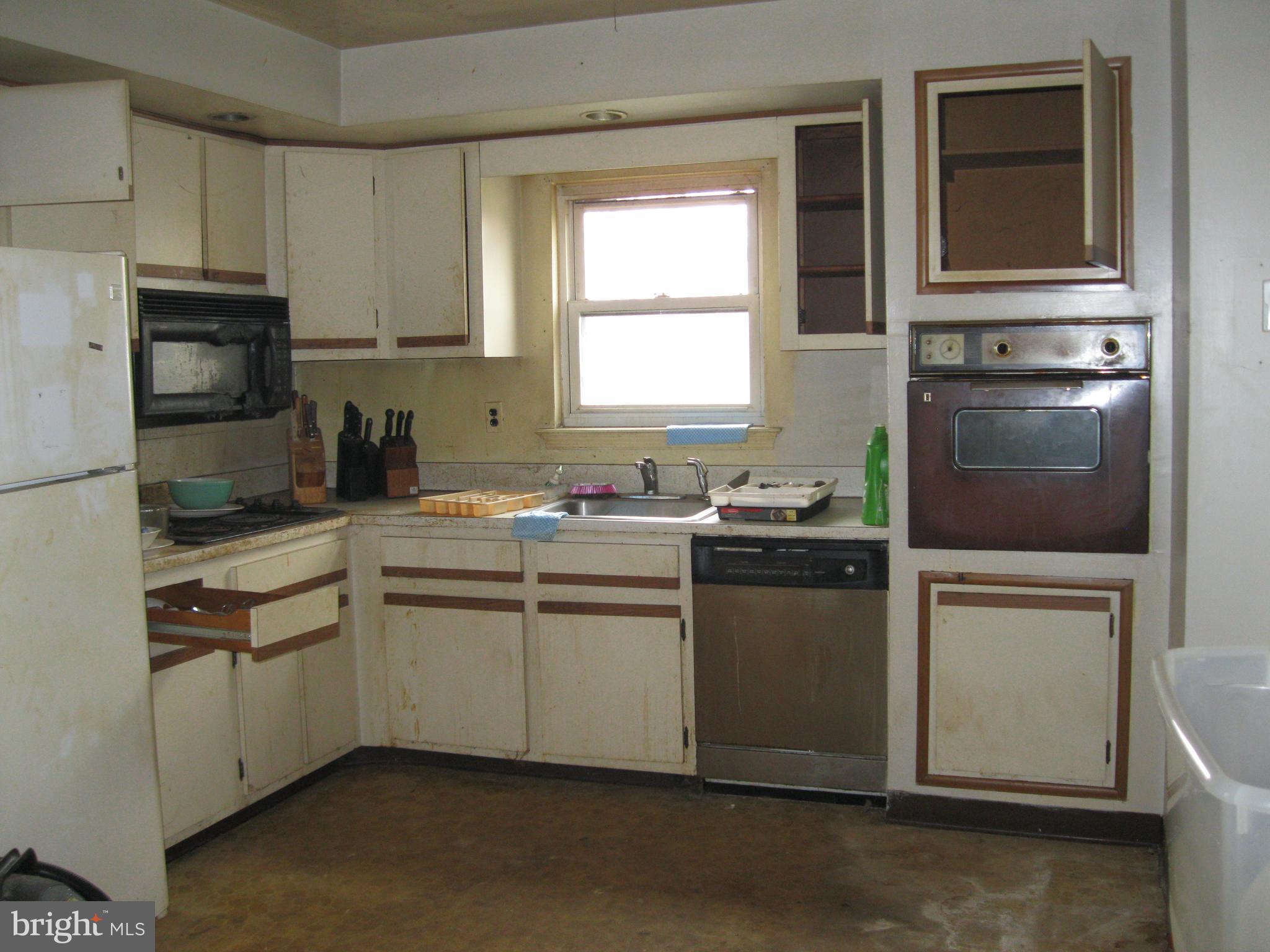 ROBERTS PARK - Residential