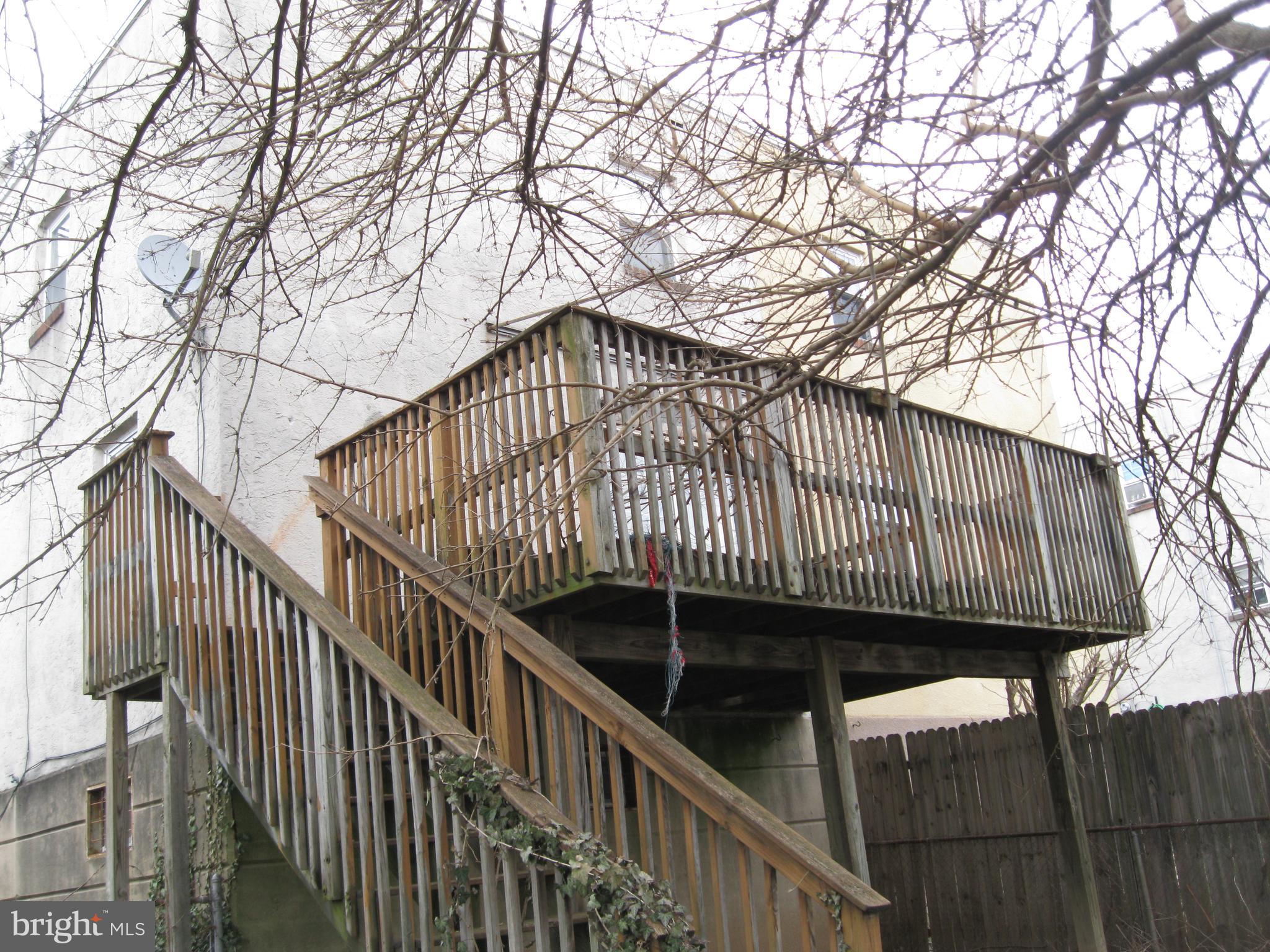 ROBERTS PARK - Residential