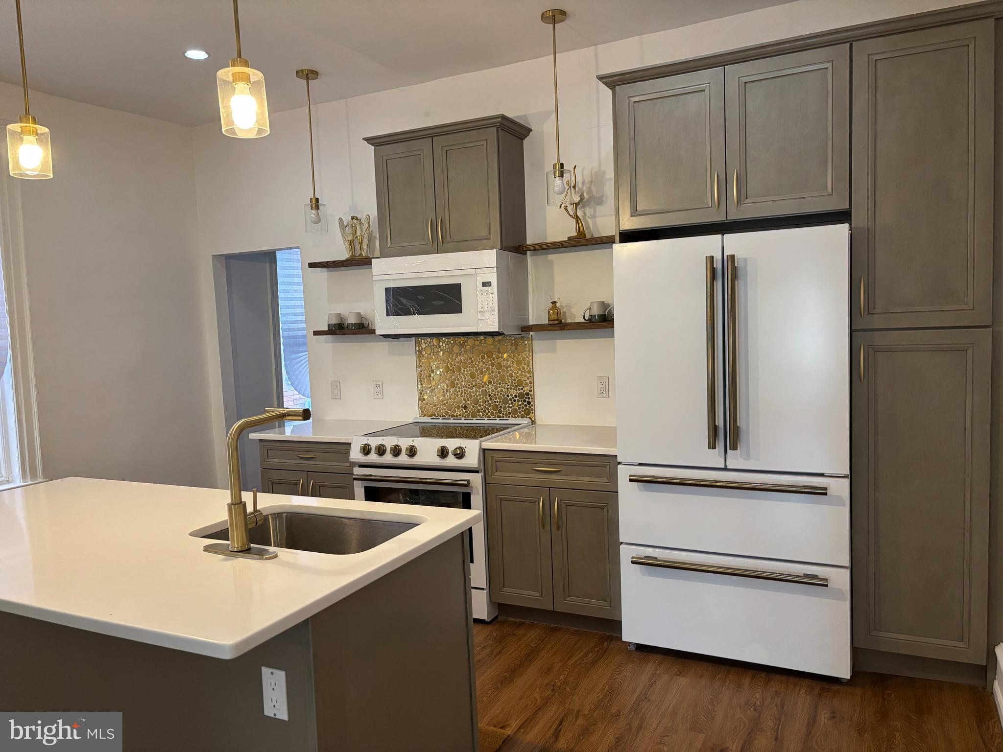 COBBS CREEK - Residential