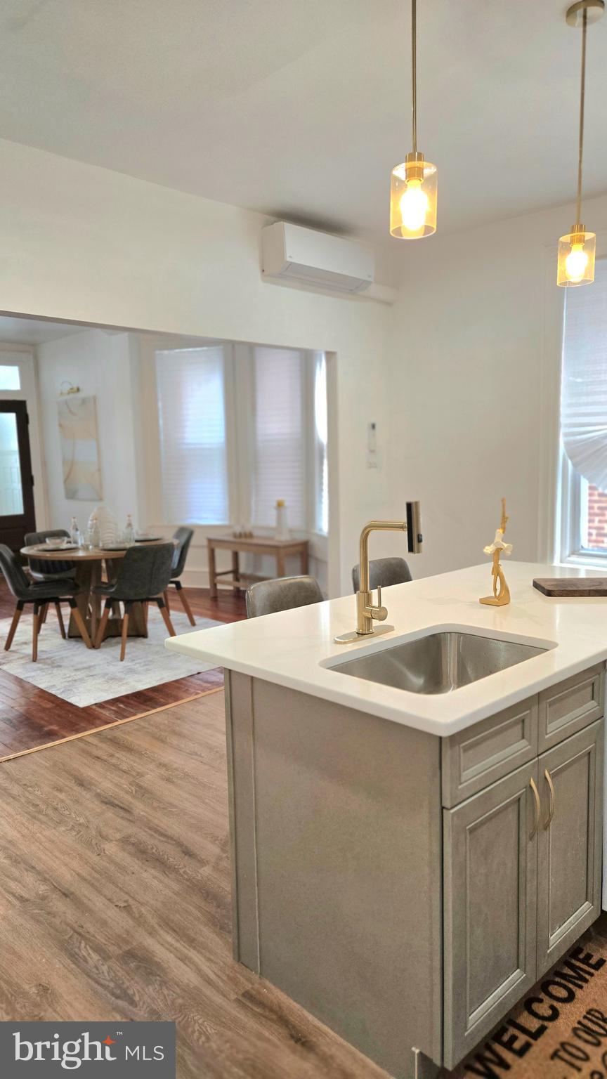 COBBS CREEK - Residential