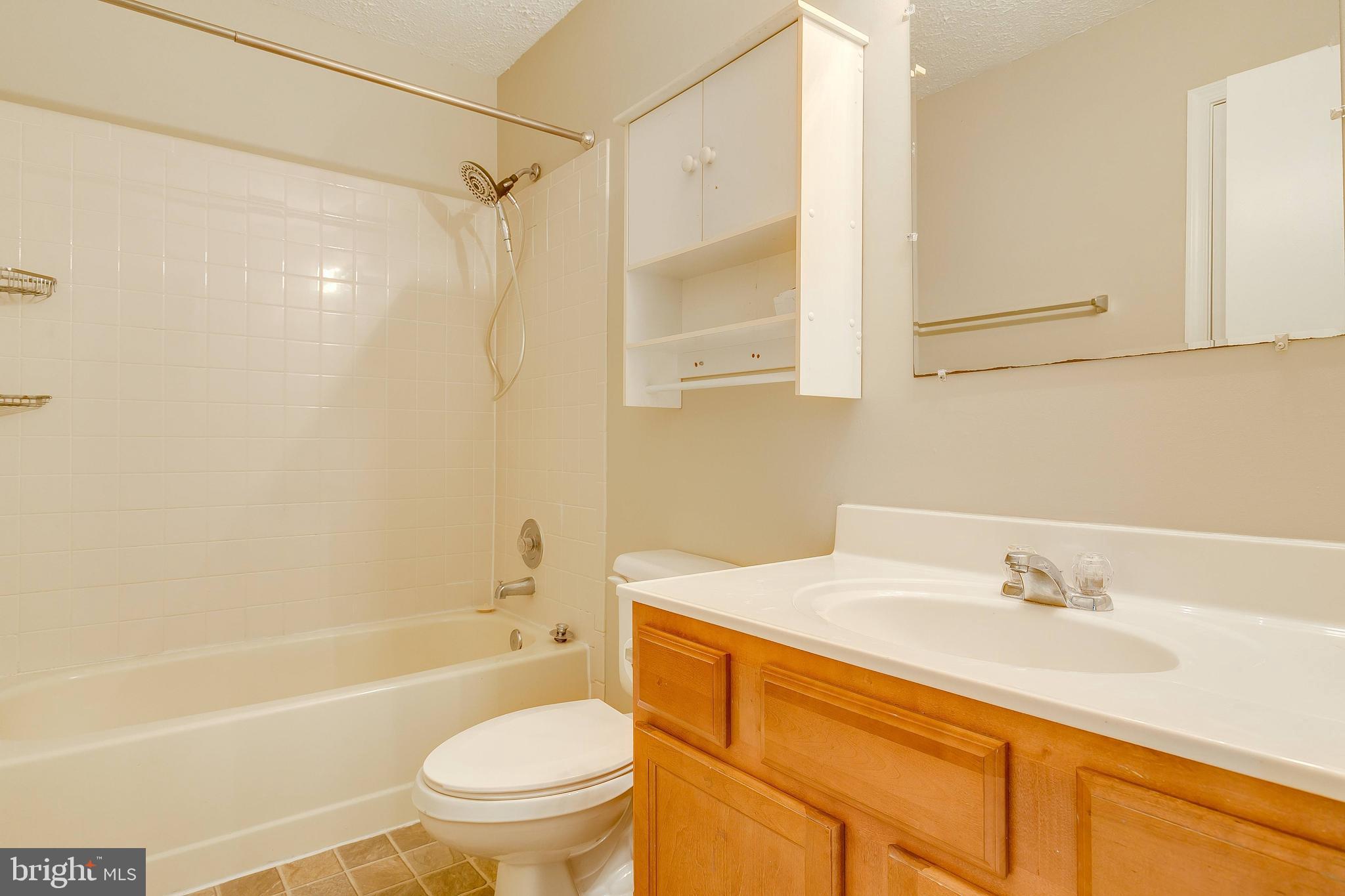 POINT OF WOODS - Residential Lease