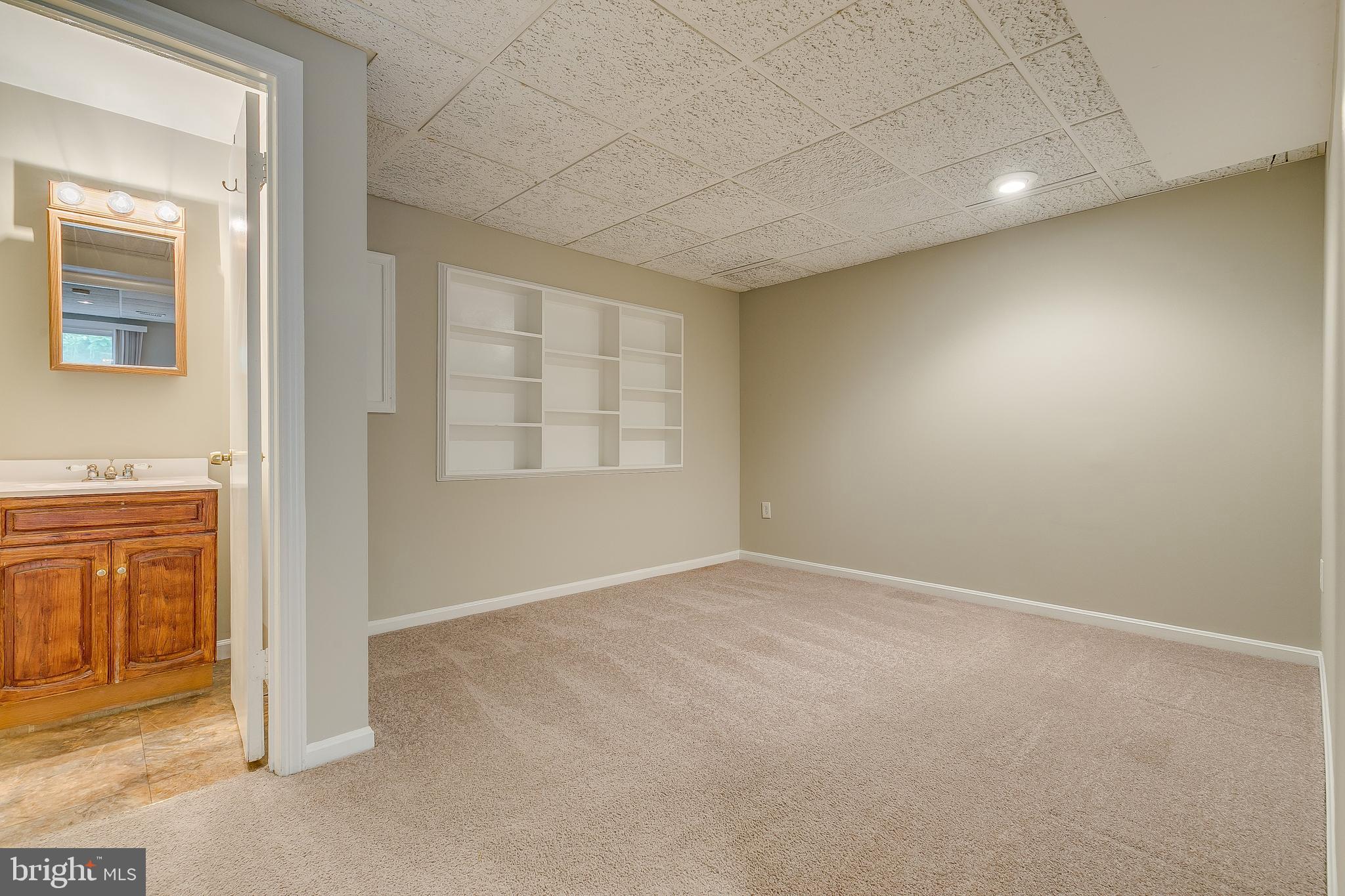 POINT OF WOODS - Residential Lease