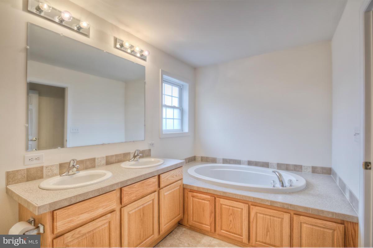 WIDEWATER VILLAGE - Residential