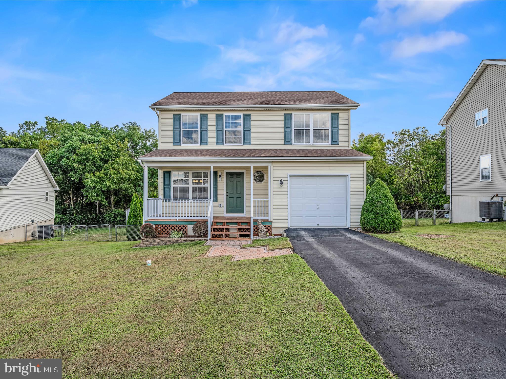 SPRINGFIELD VILLAGE - Residential